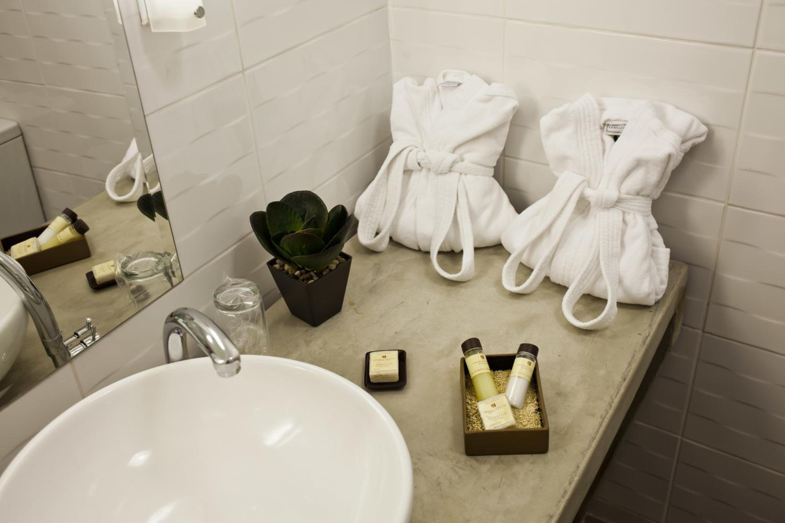 Superior Double Room photo 2
