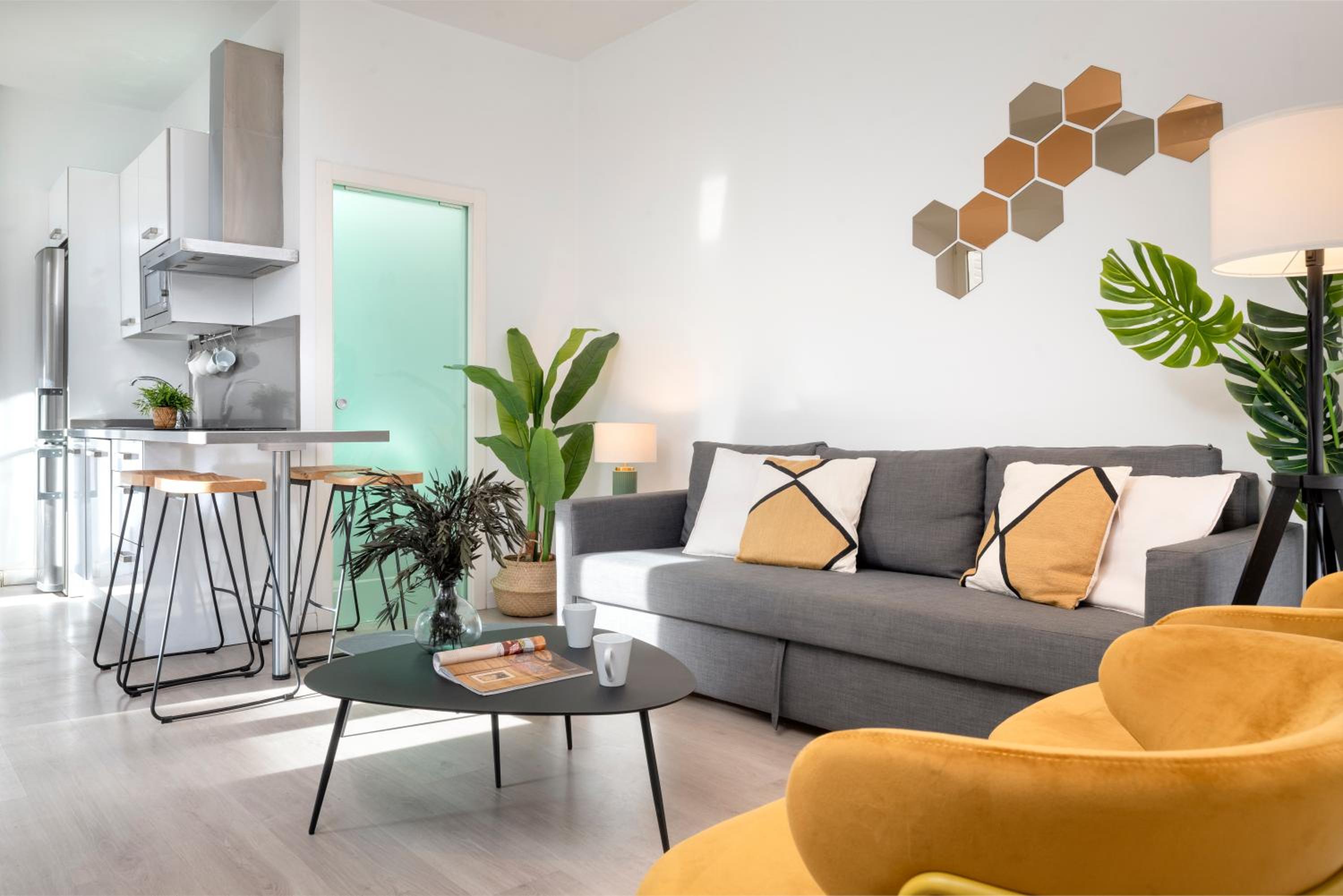 Apartamento con Balcón