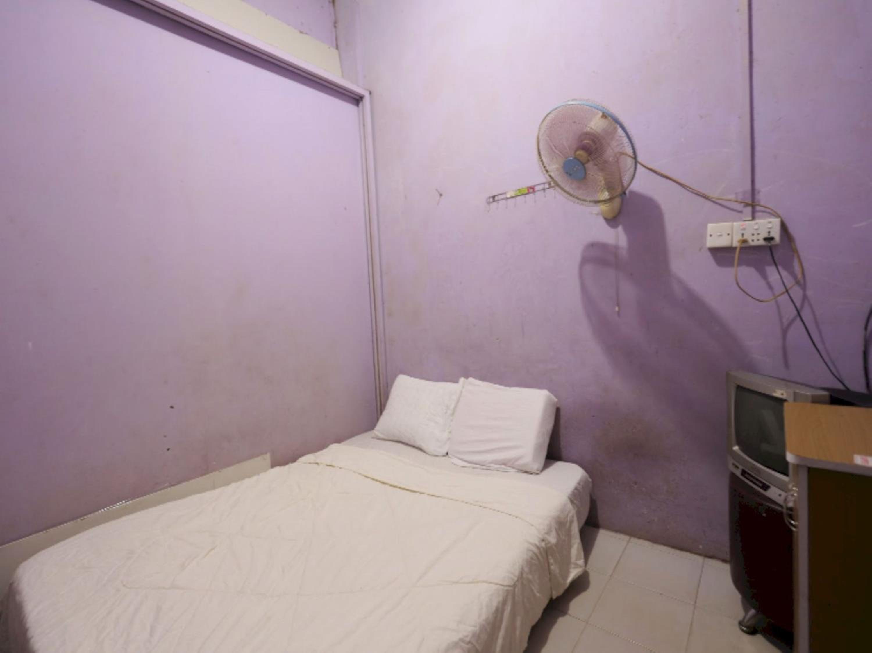 Small Single Room