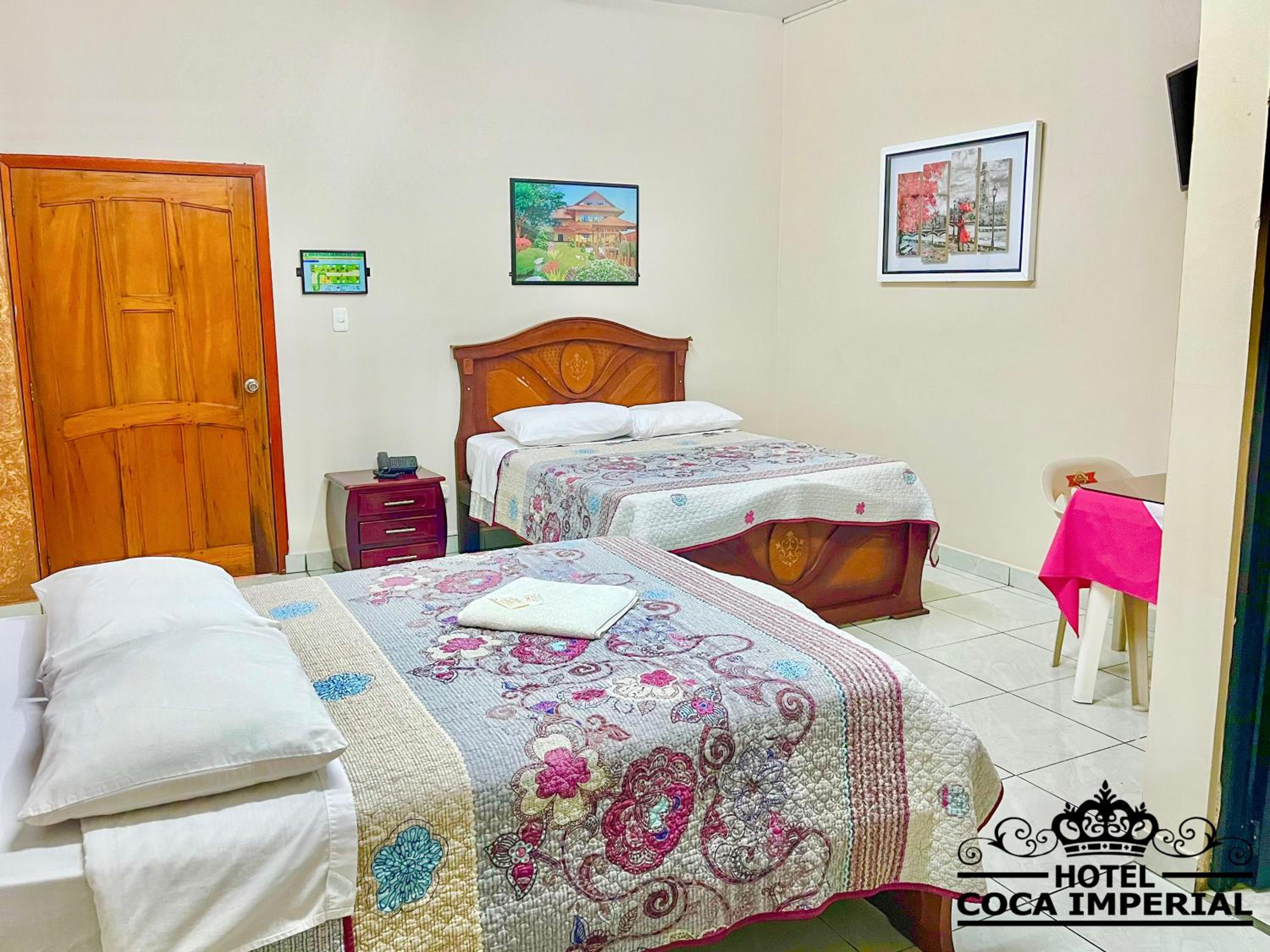 Deluxe Queen Room with Two Queen Beds photo 1