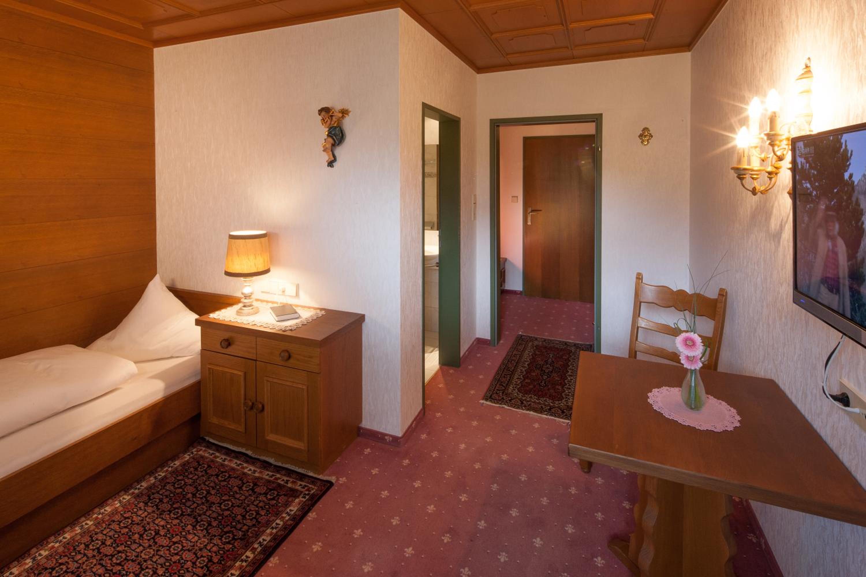 Single Room photo 1