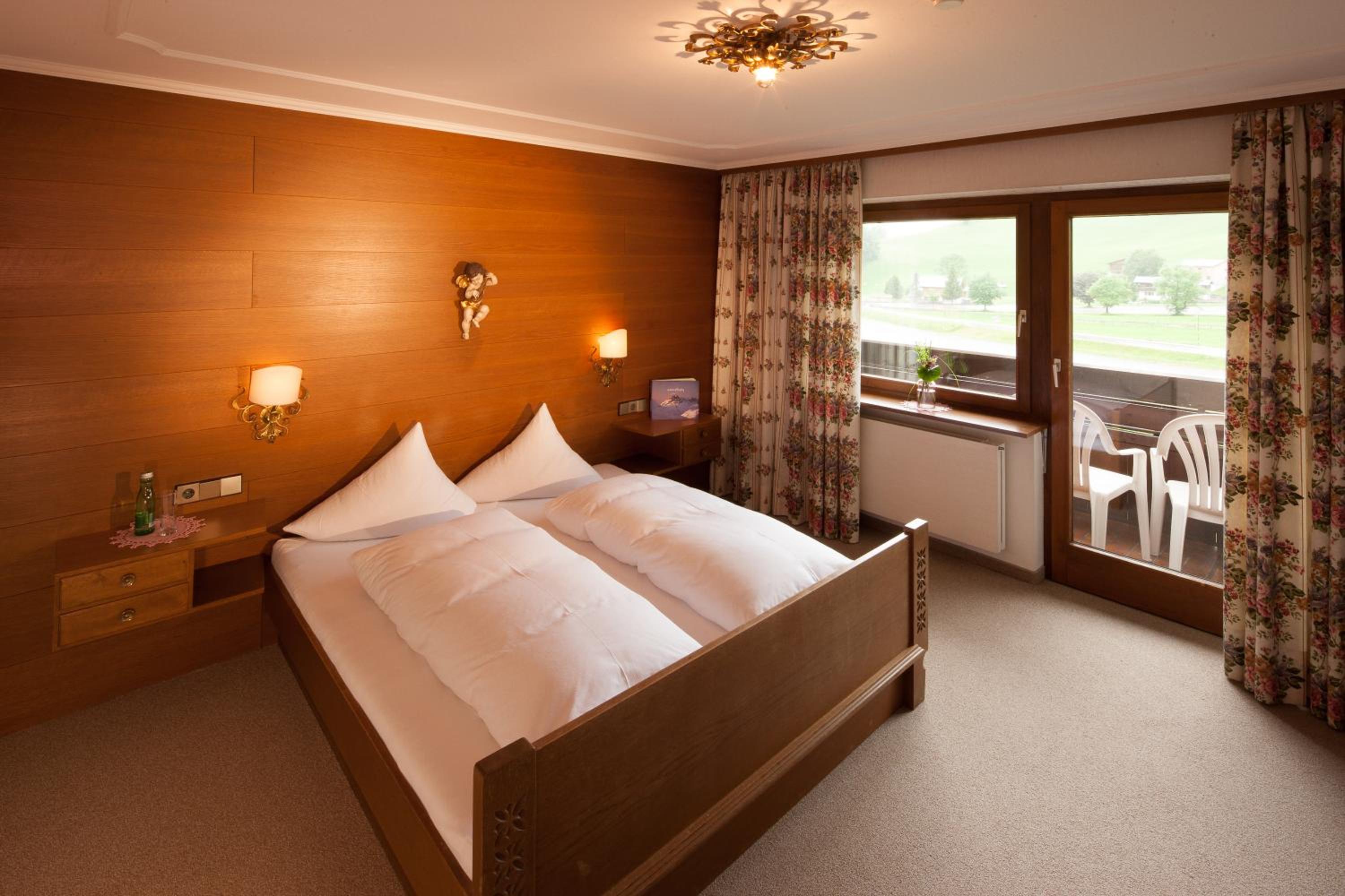 Double Room with Balcony photo 3