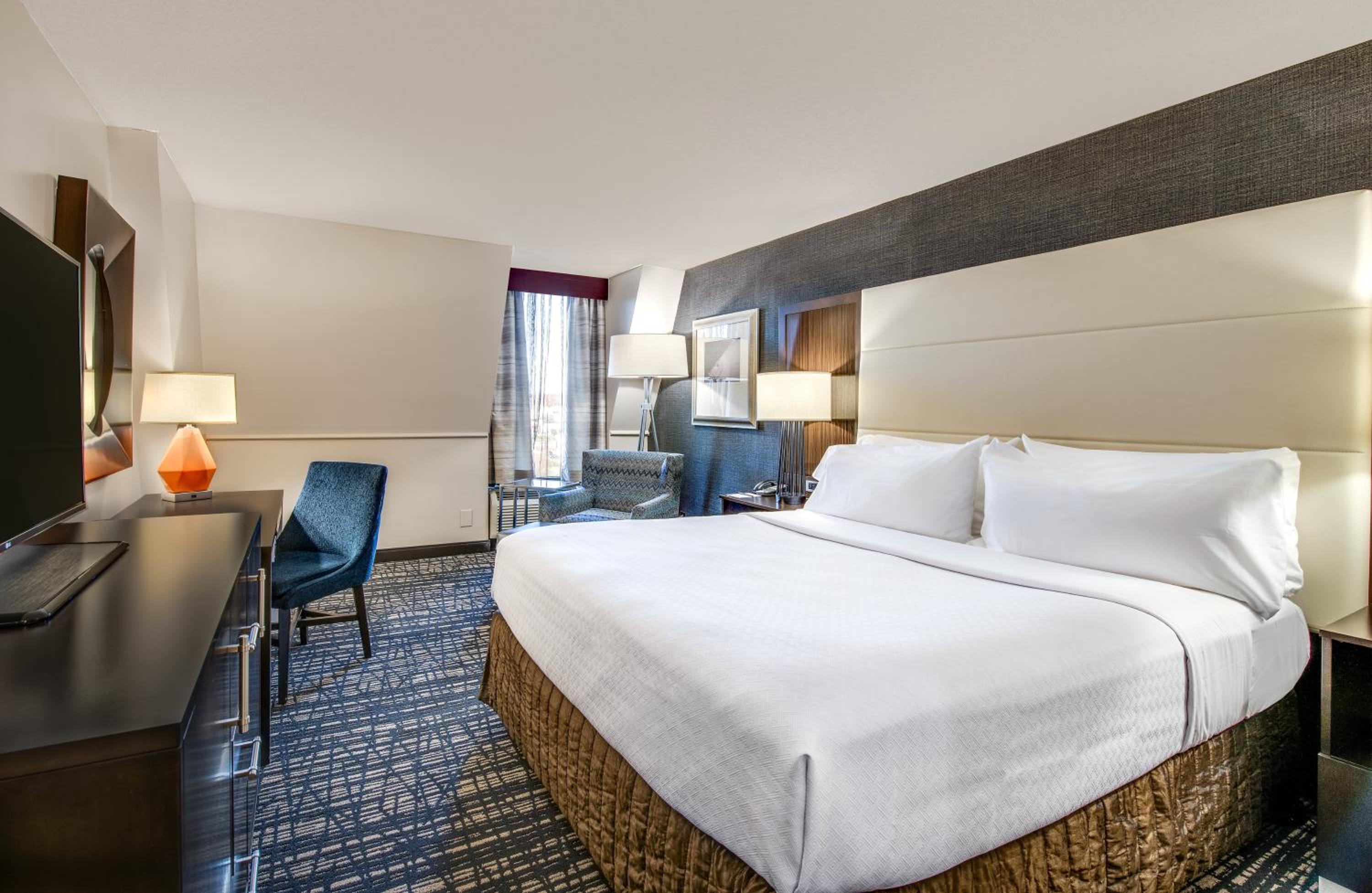 Premium King Room - Allergen Treated  - Photo 1