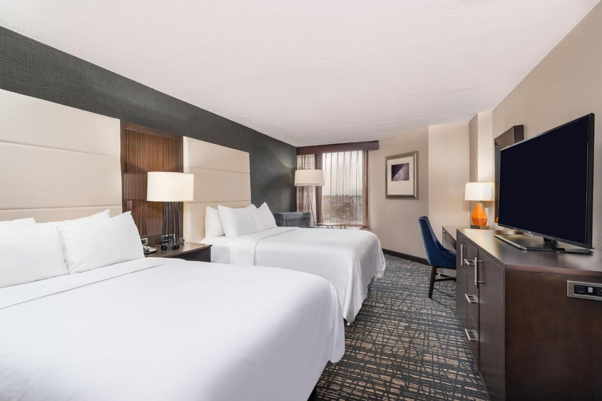 Premium Double Room with Two Double Beds - Allergen Treated - Photo 1