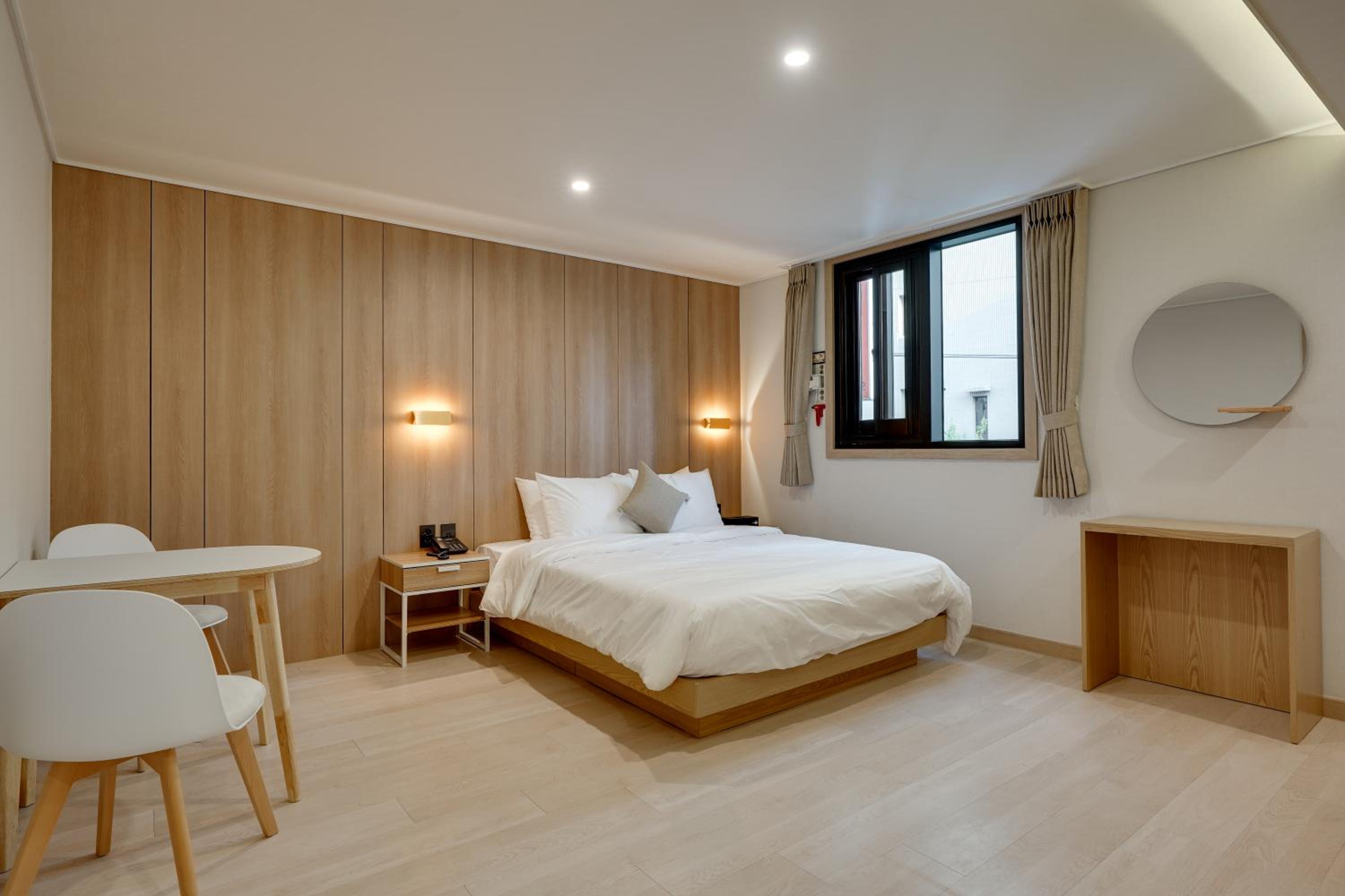 Standard Double Room - Photo 1