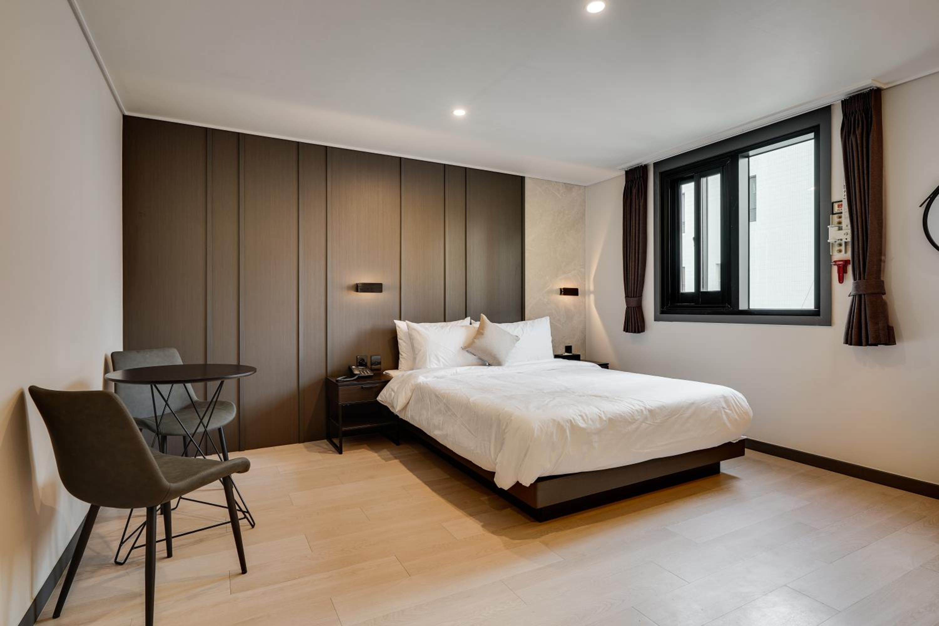 Deluxe Double Room - Photo 1