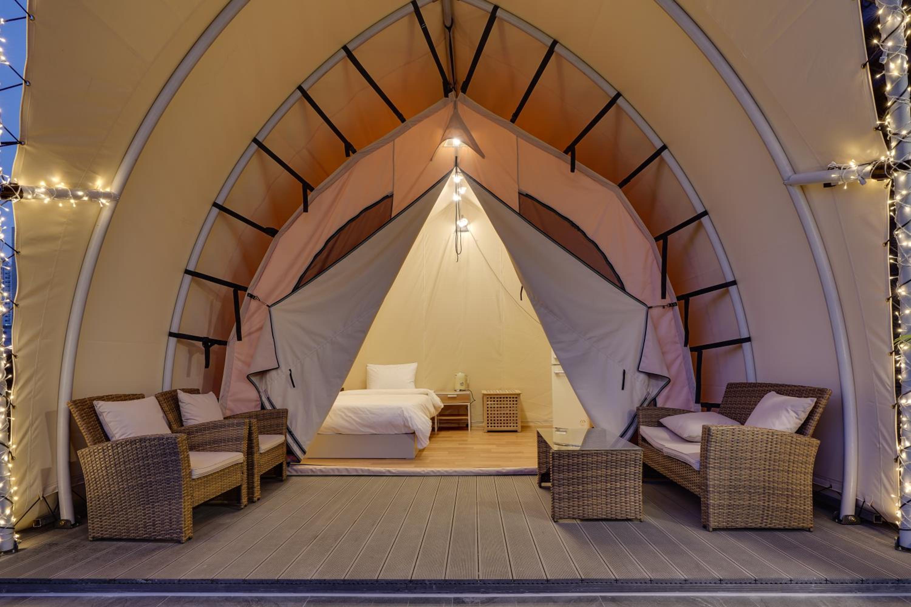 Glamping Party Room - Photo 8