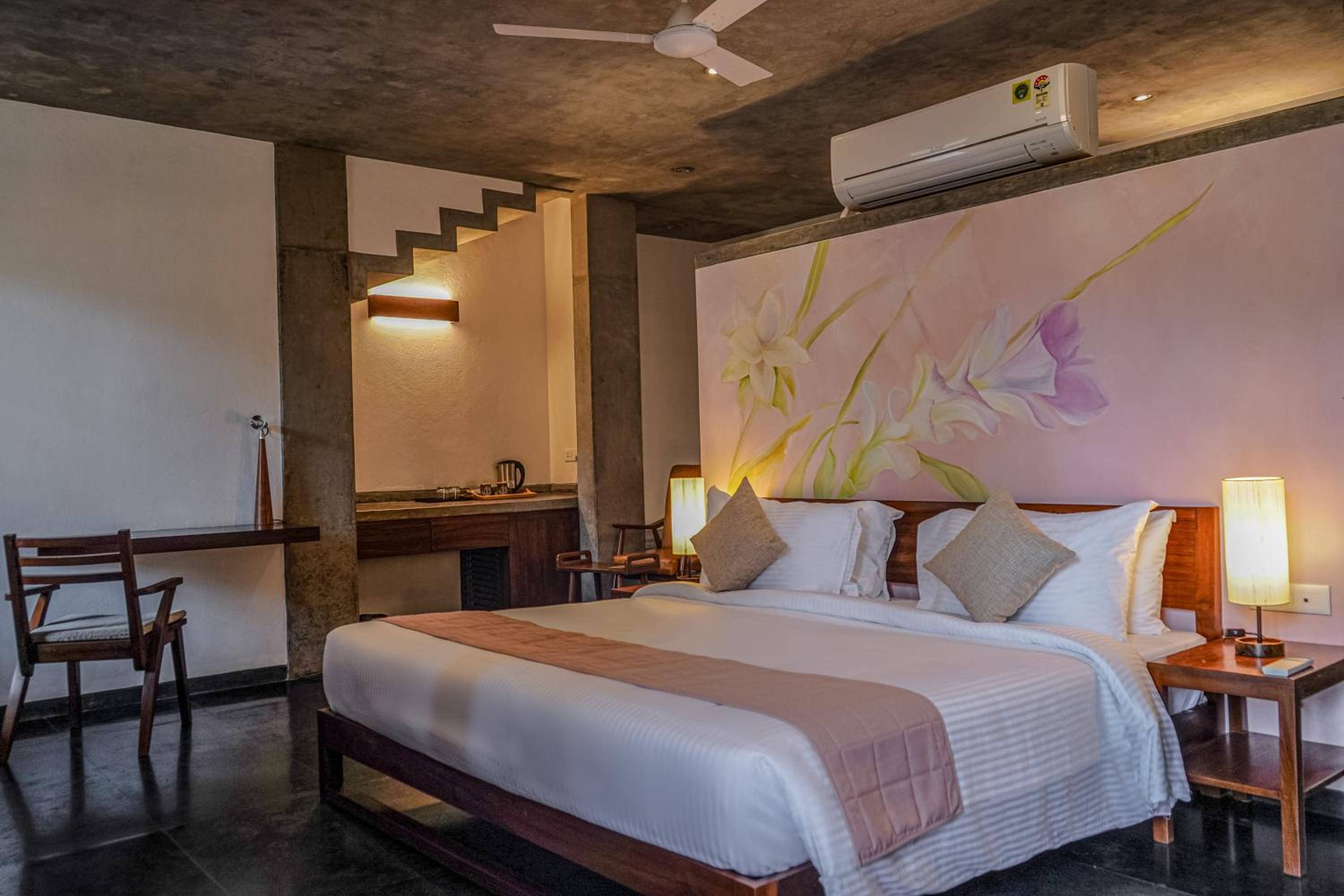 Superior Room with Loft - Photo 10