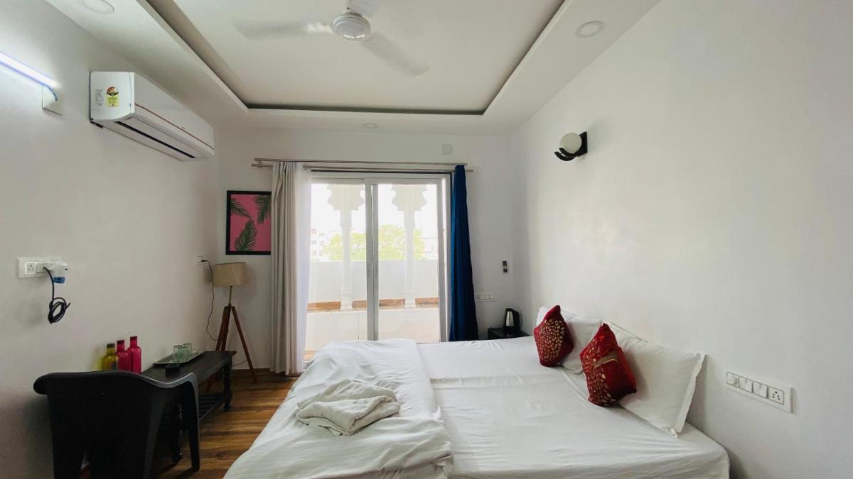 Triple Room with Balcony photo 3