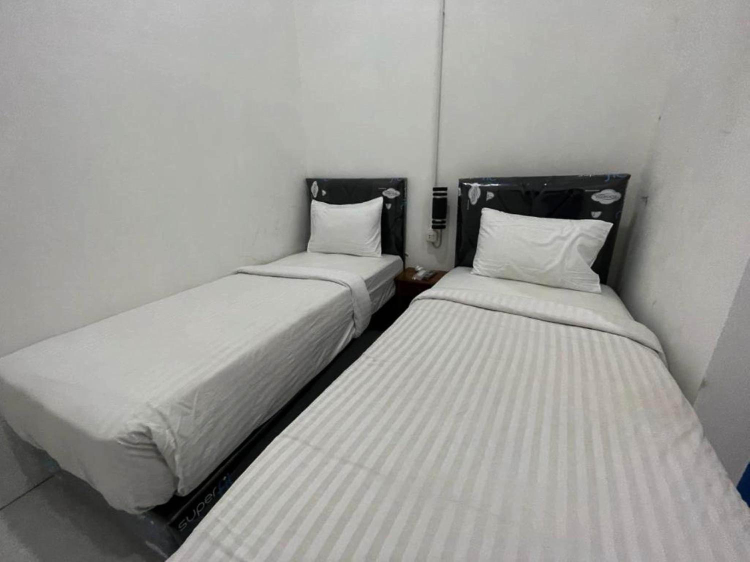 Deluxe Twin Room photo 1