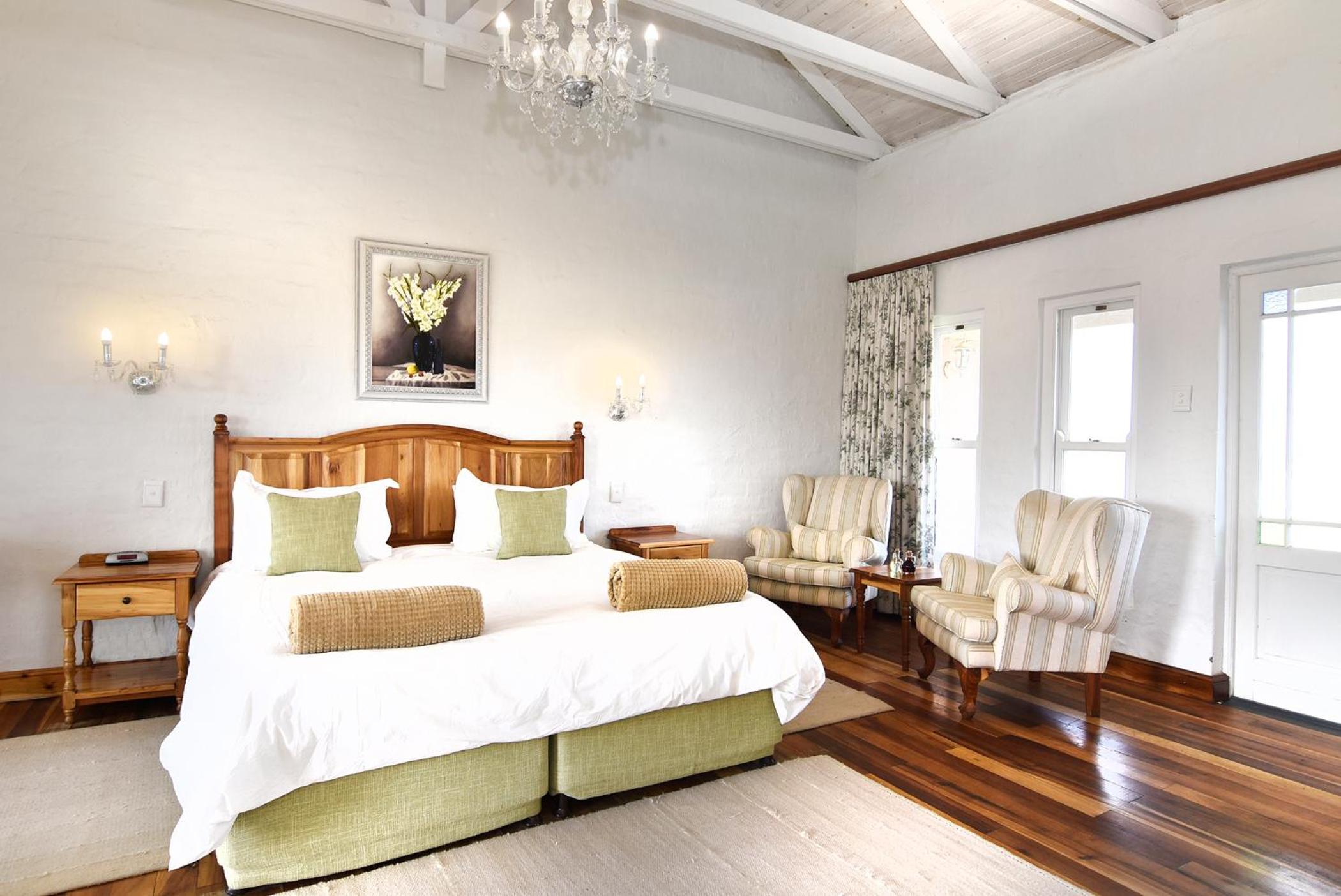Double or Twin Room - Photo 7