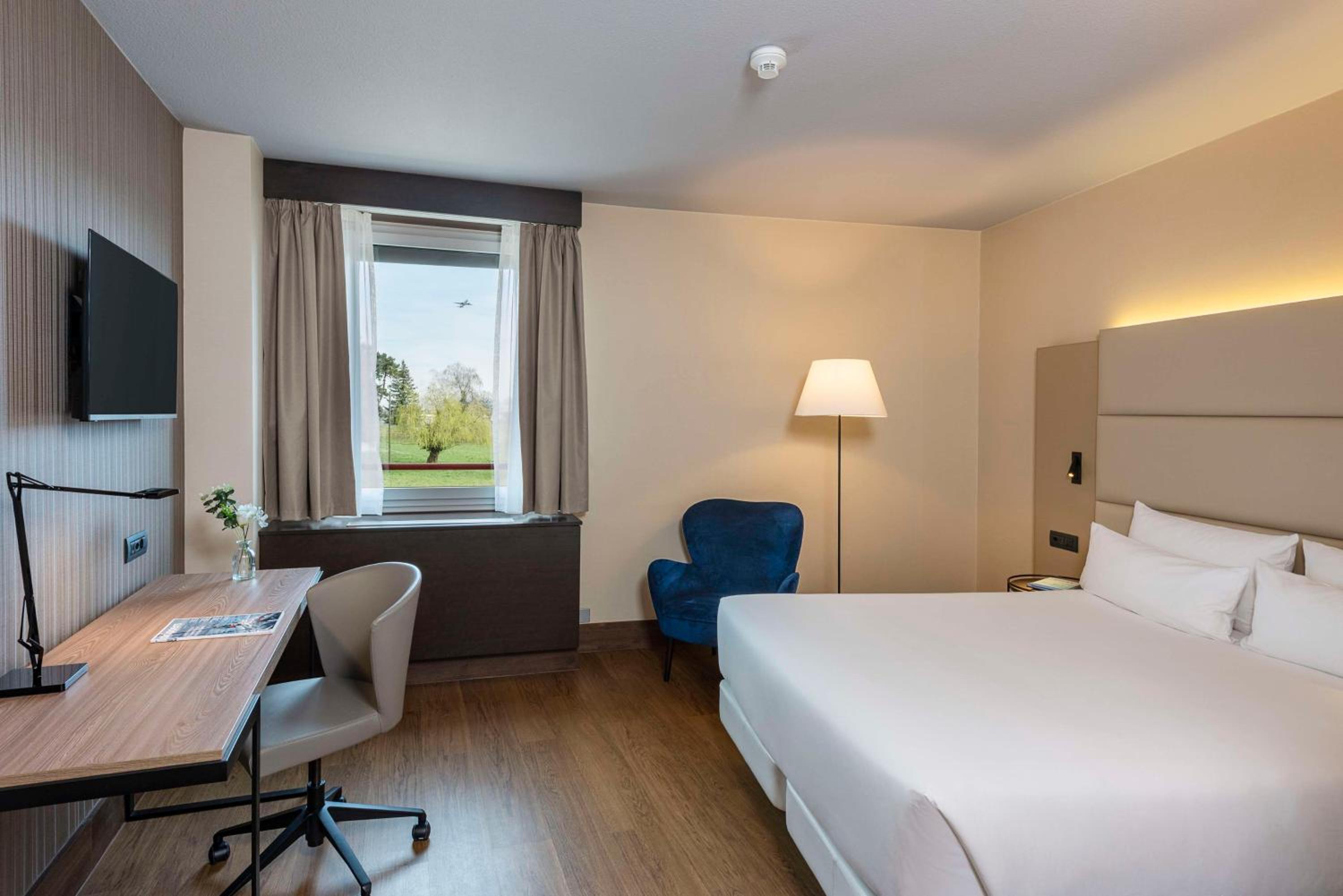Superior Double or Twin Room - Photo 1