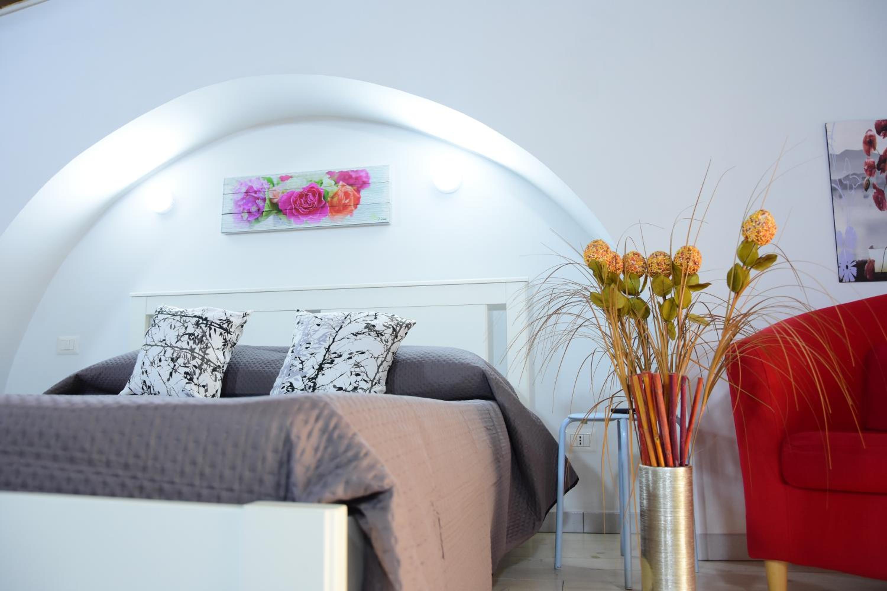 One-Bedroom Apartment - Split Level