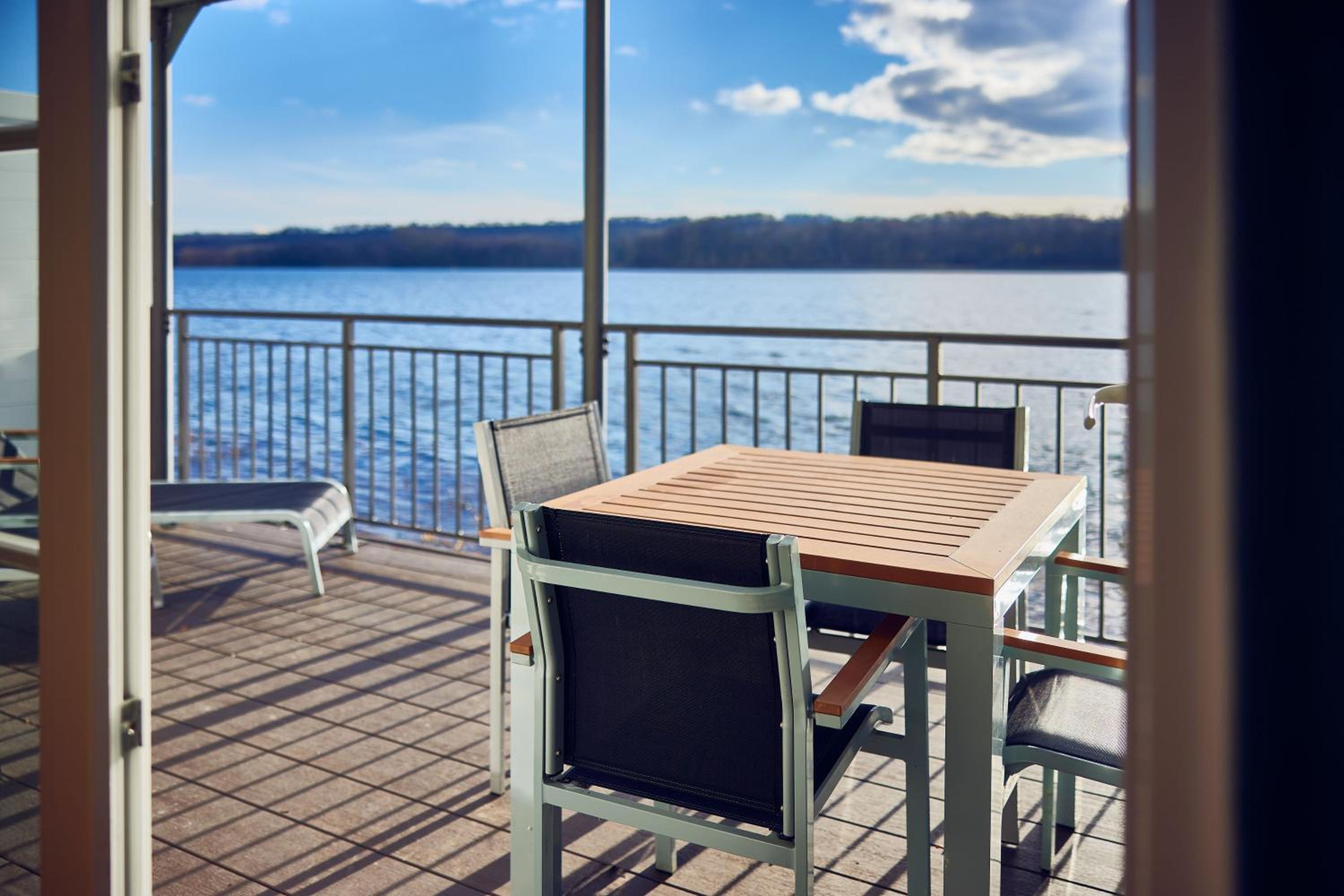 Lakeside Premium Cottage (4 People) photo 2