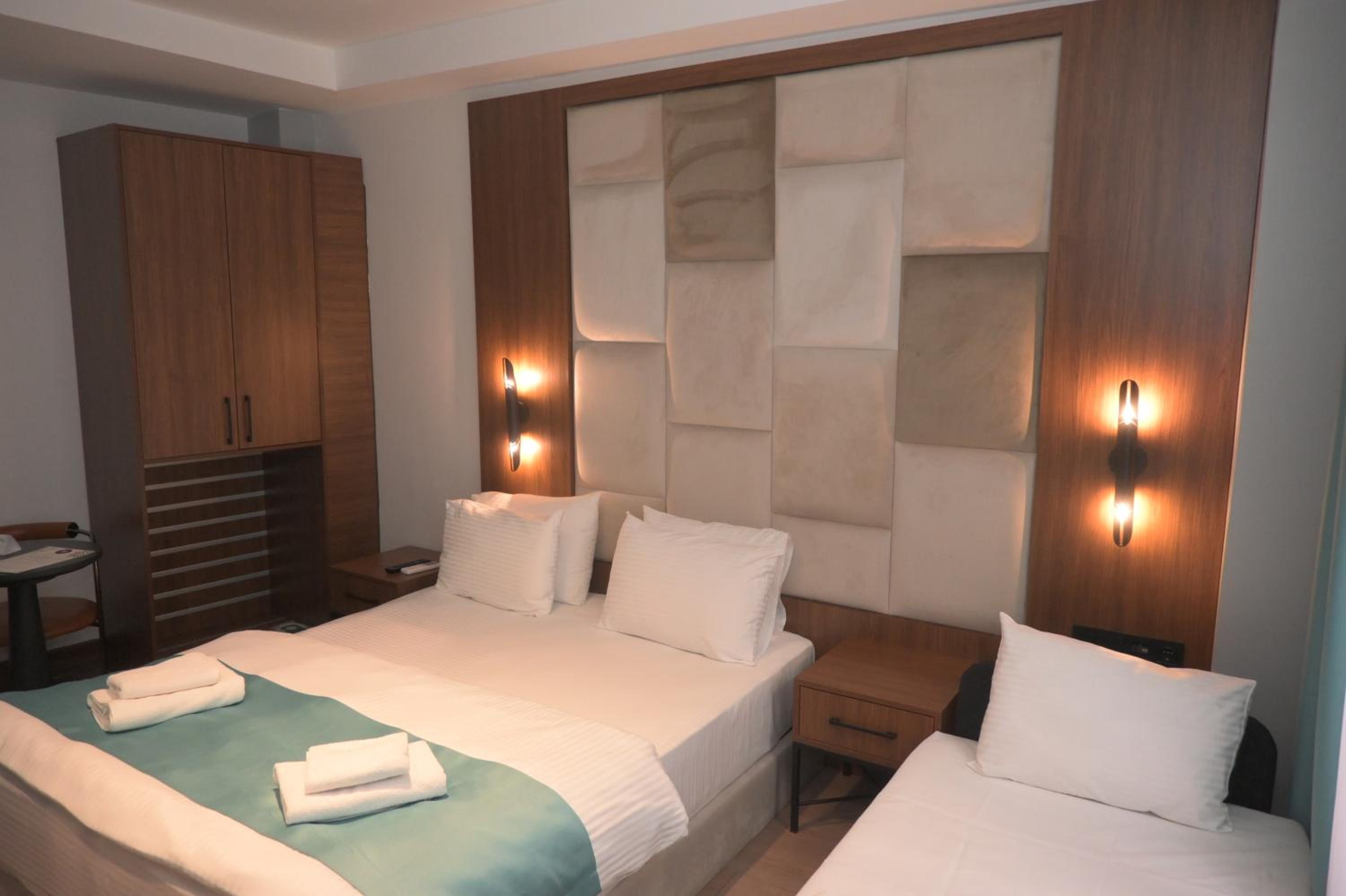 Standard Double Room photo 2