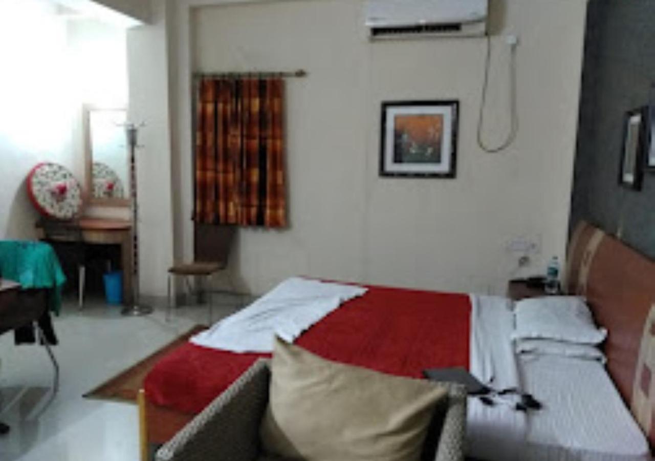 Deluxe King Room photo 3