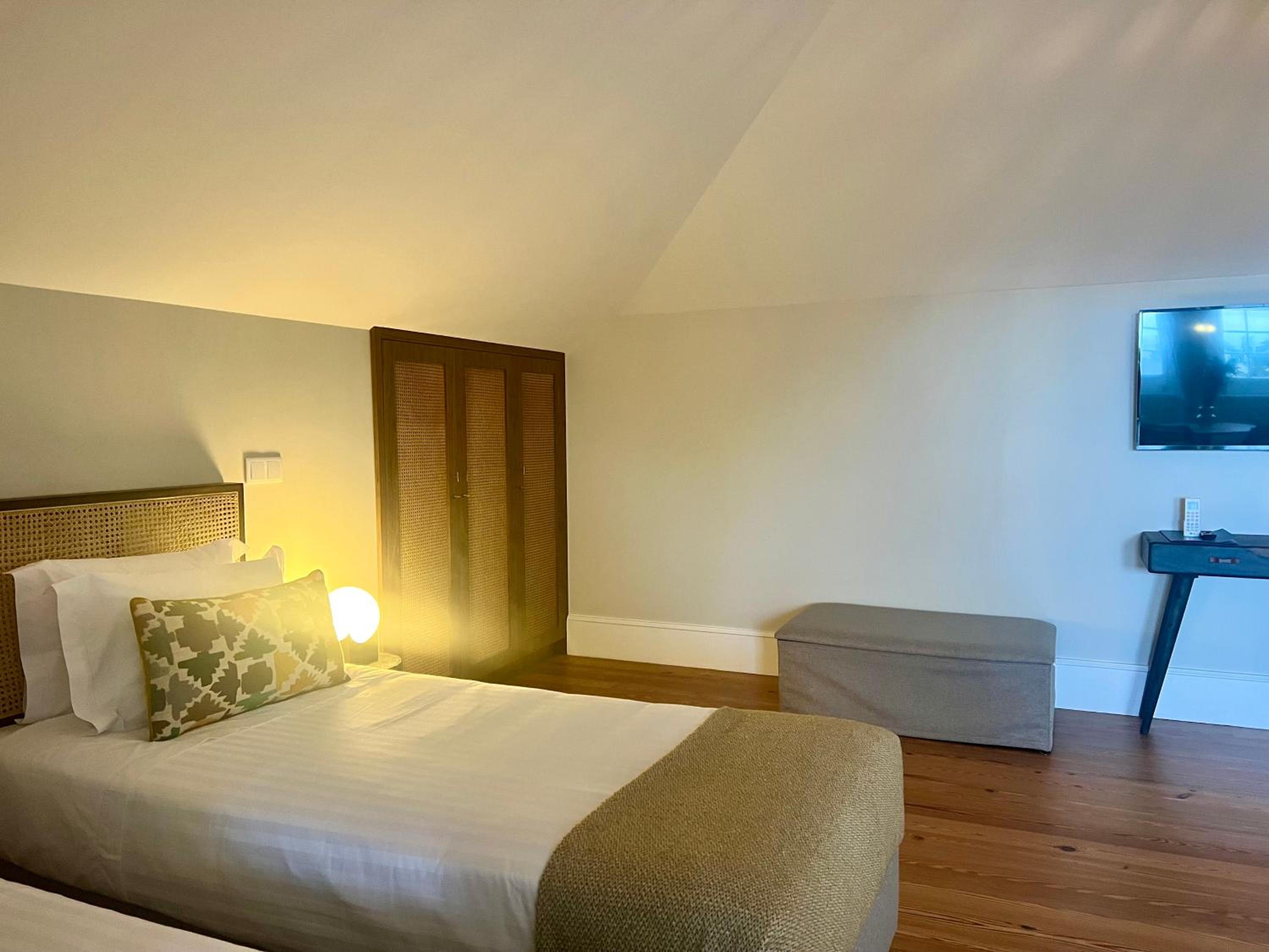 Single Bed in Dormitory Room photo 2