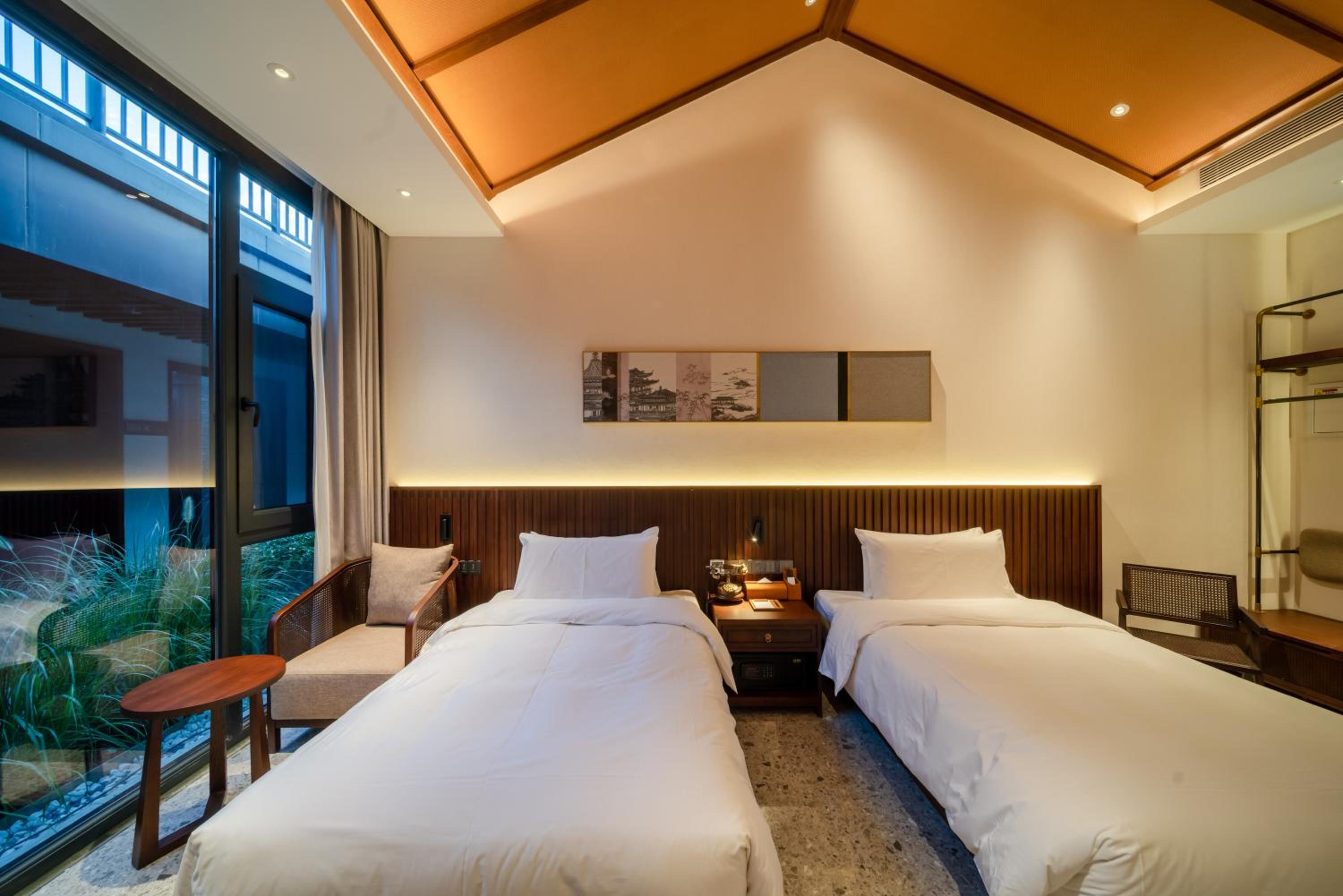 Twin Room with Garden View