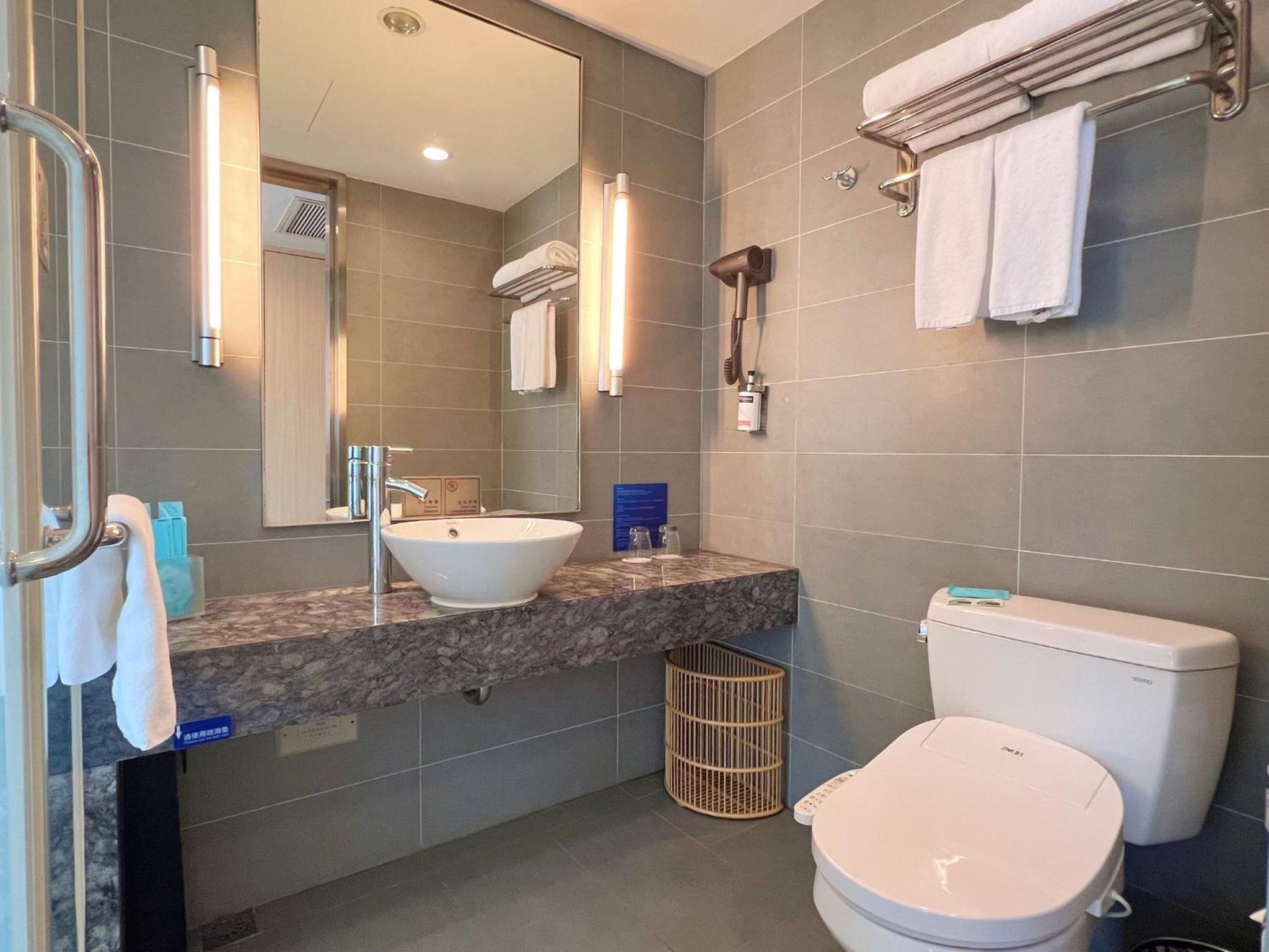 Standard Twin Room with Extra Floor Space