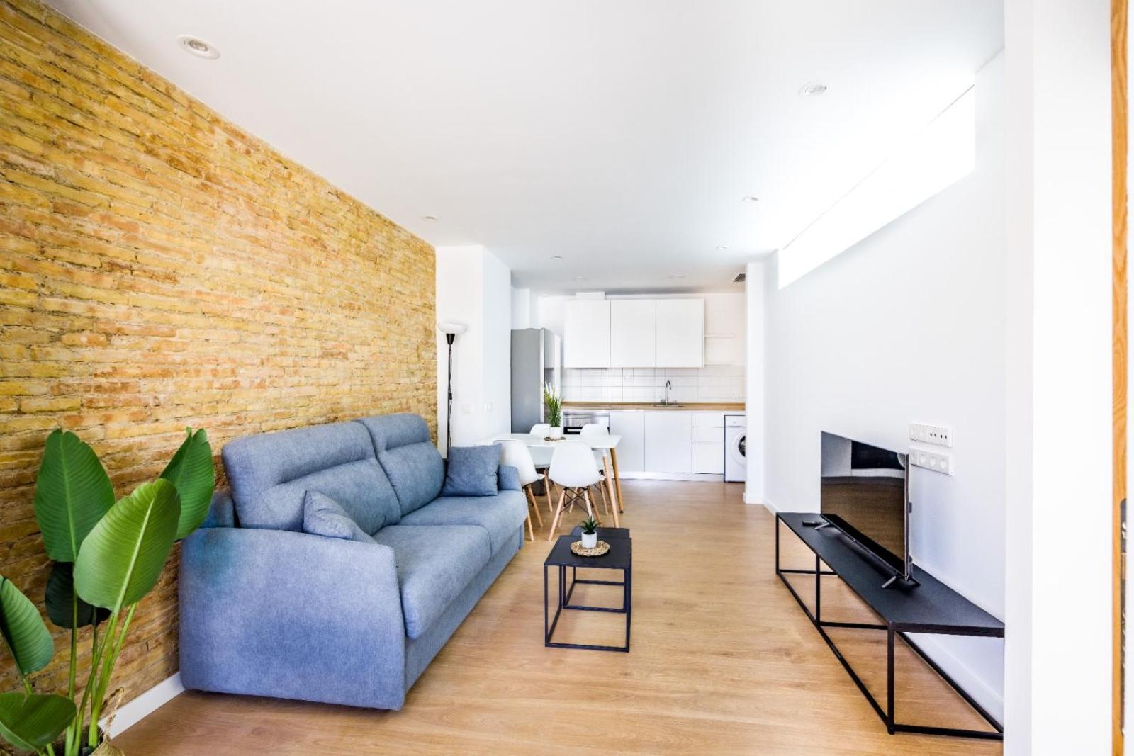 Apartment photo 2