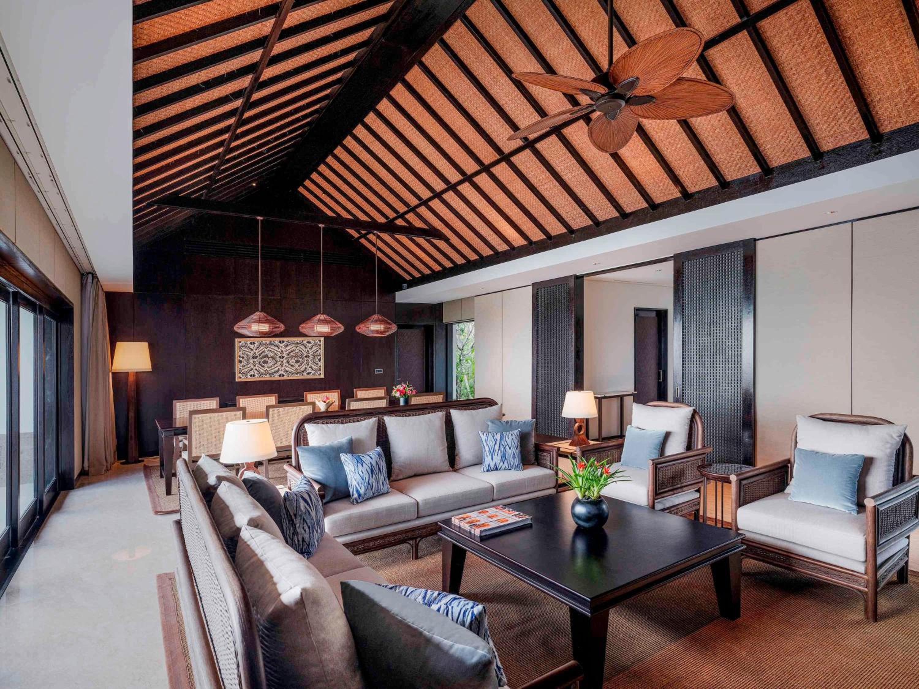 Ocean Front Two Bedroom Pool Villa with Free Resort Benefit and Complimentary Round-trip Airport Transfer - Photo 8