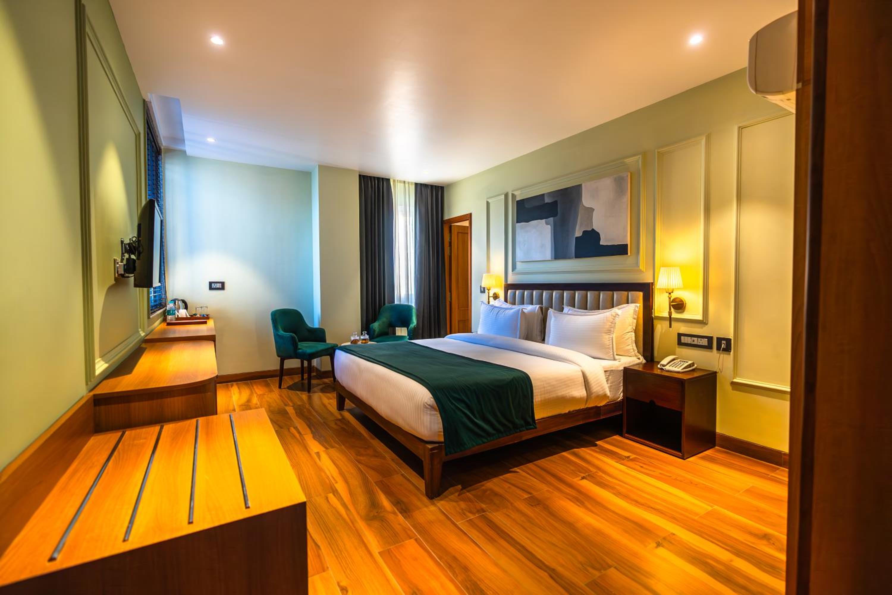 Deluxe Room - Photo 1