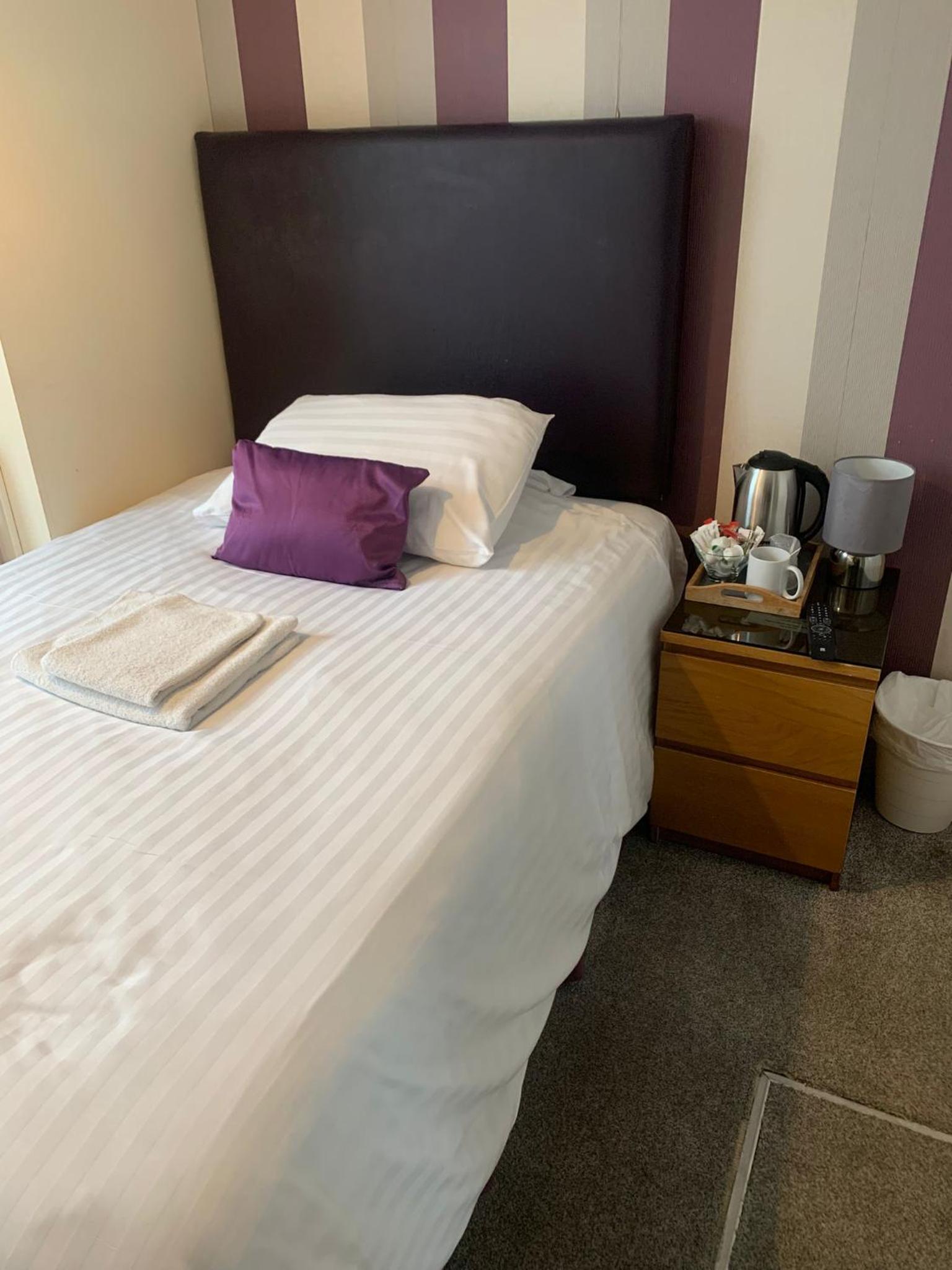 Single Room photo 2