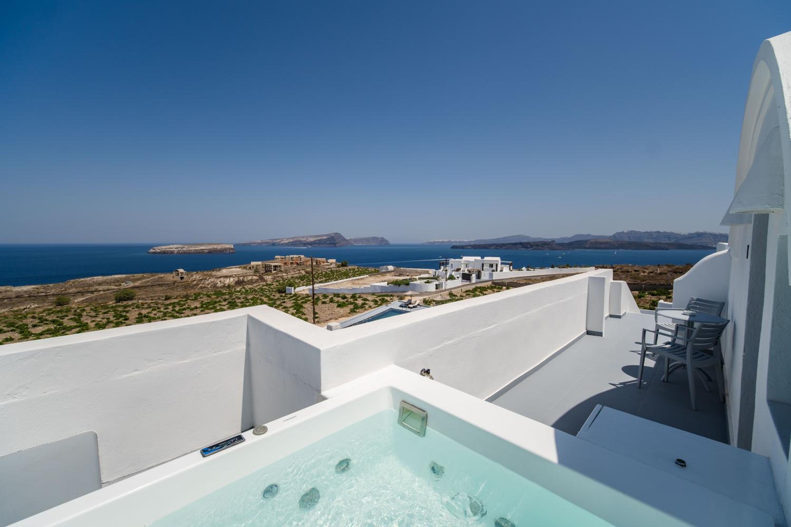 Dome Suite with Hot Tub  - Photo 5