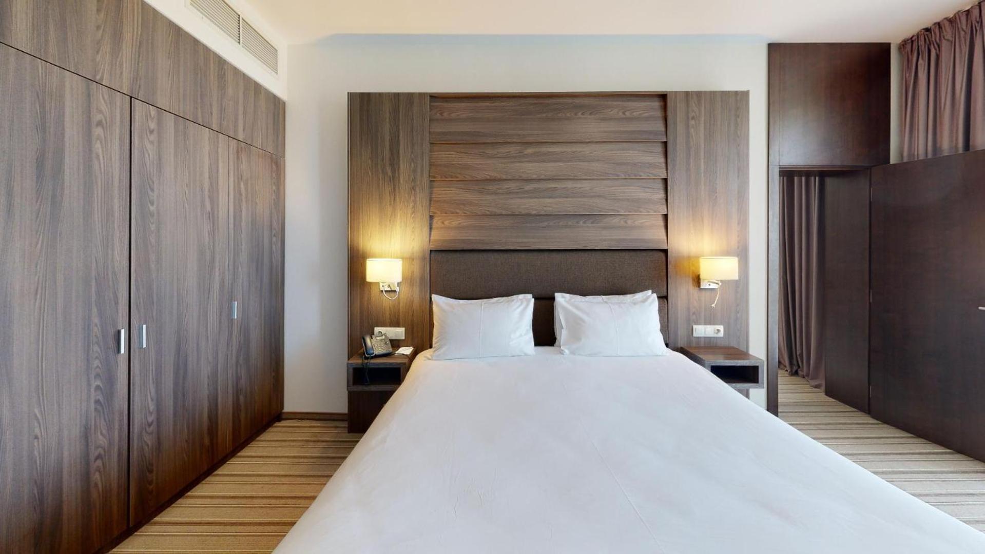 Two-Bedroom Apartment with Complimentary Water, Free WiFi, Free Tea and Coffee Equipment