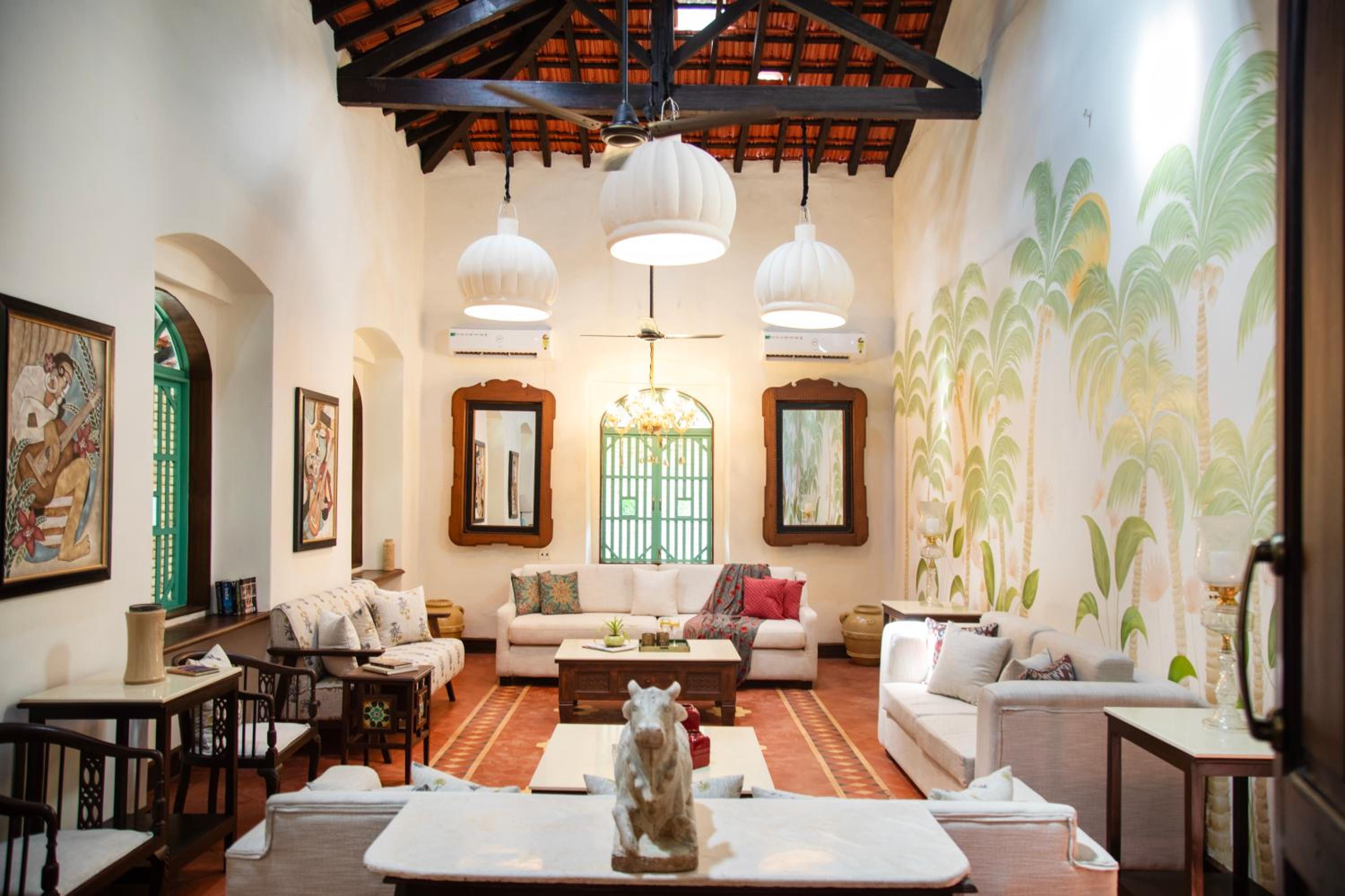 Villa with Private Pool & Anytime breakfast, 24*7 butler Service & Flexible check in & check out (Subject to availability)