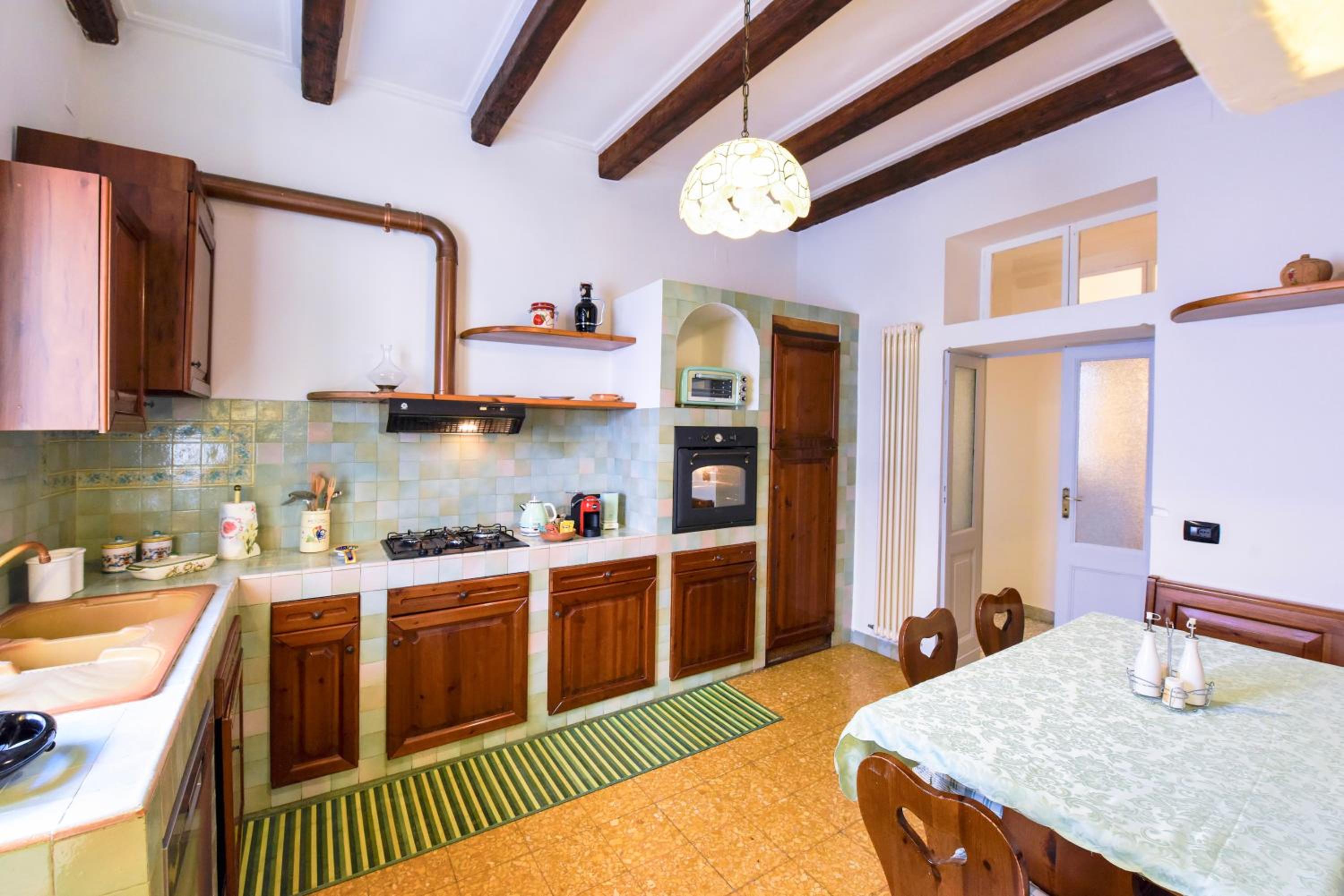 Apartment With Mountain View photo 3