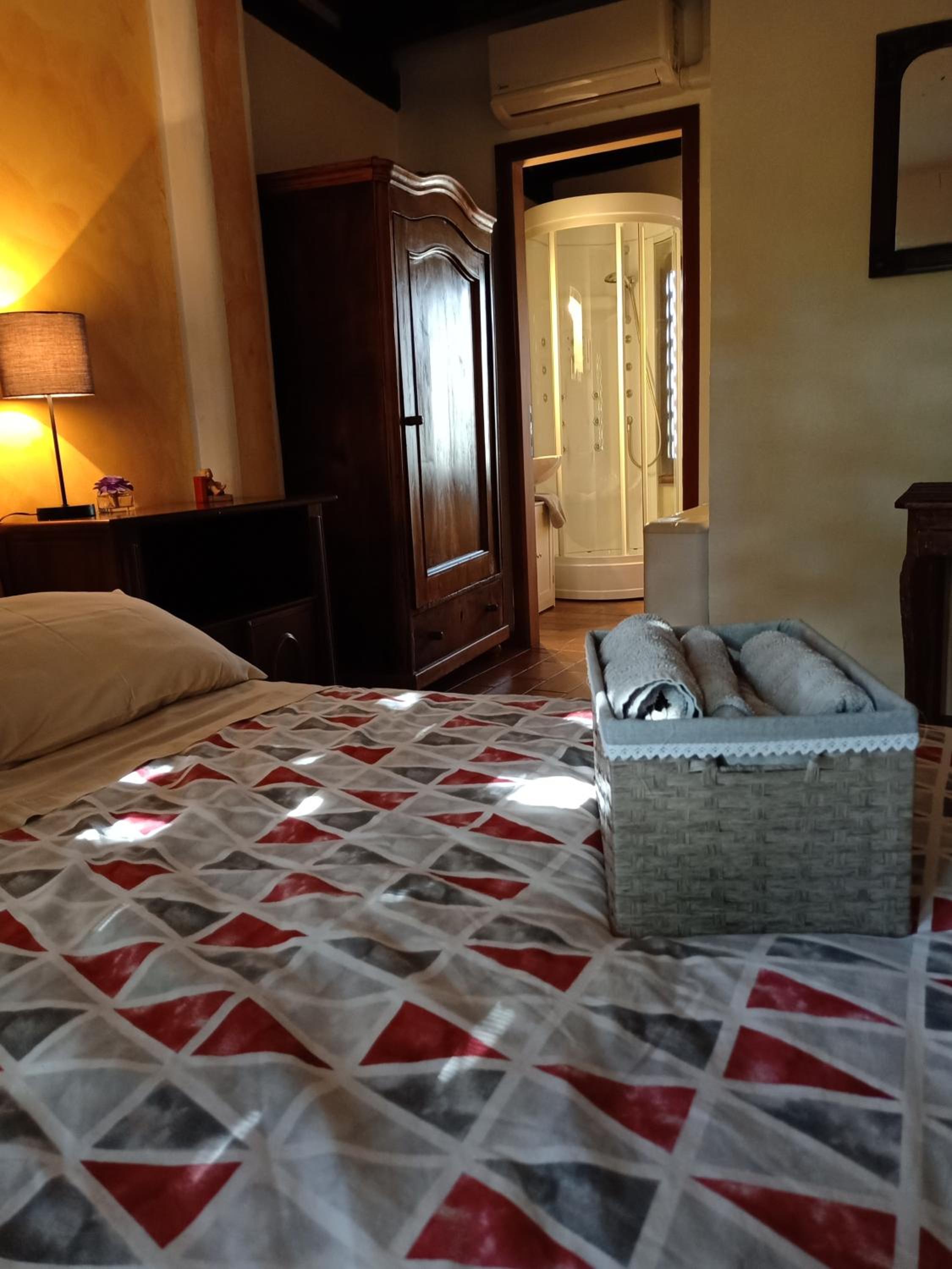 Small Double Room photo 1