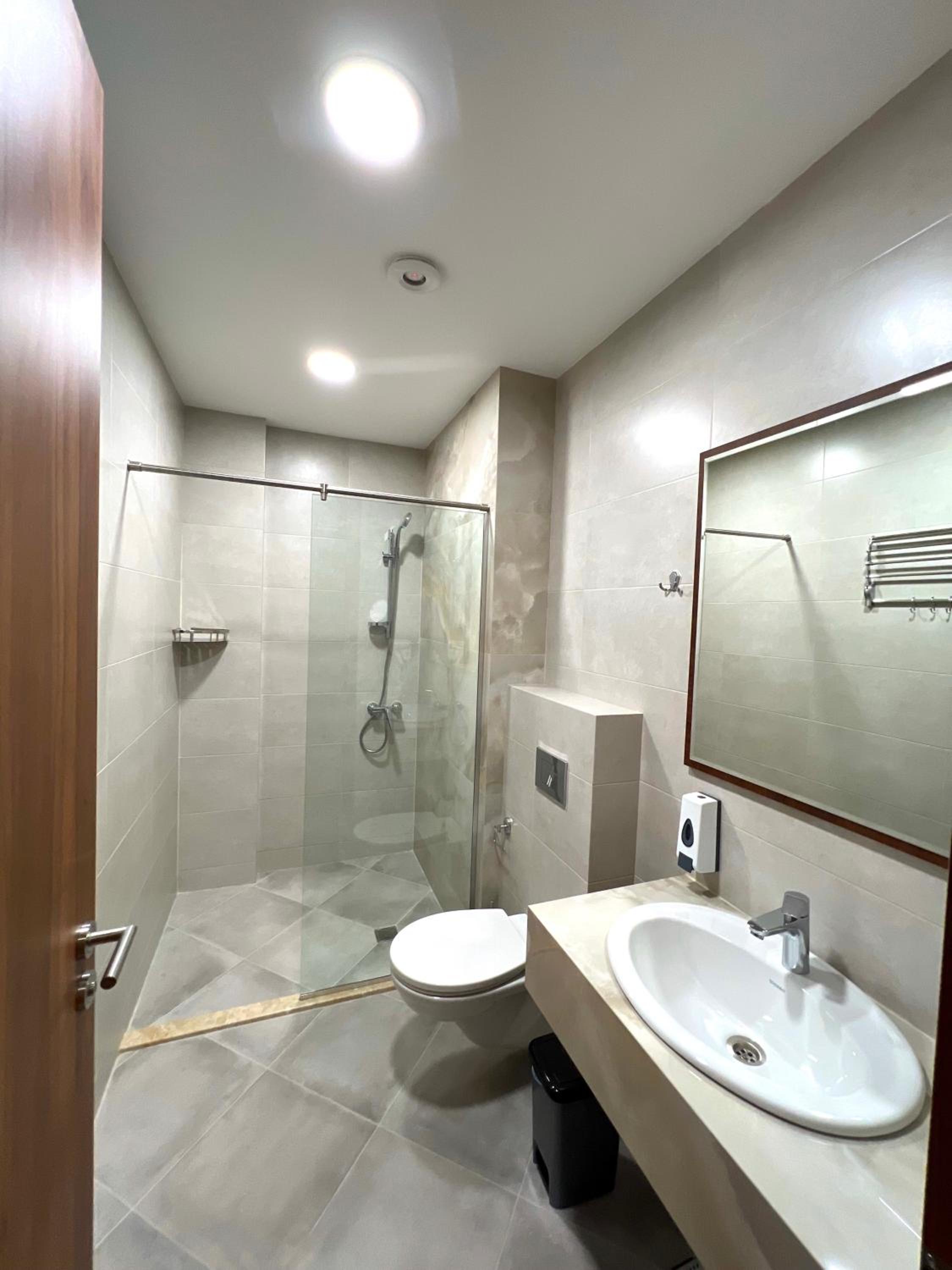 Twin Room with Extra Bed - Photo 5