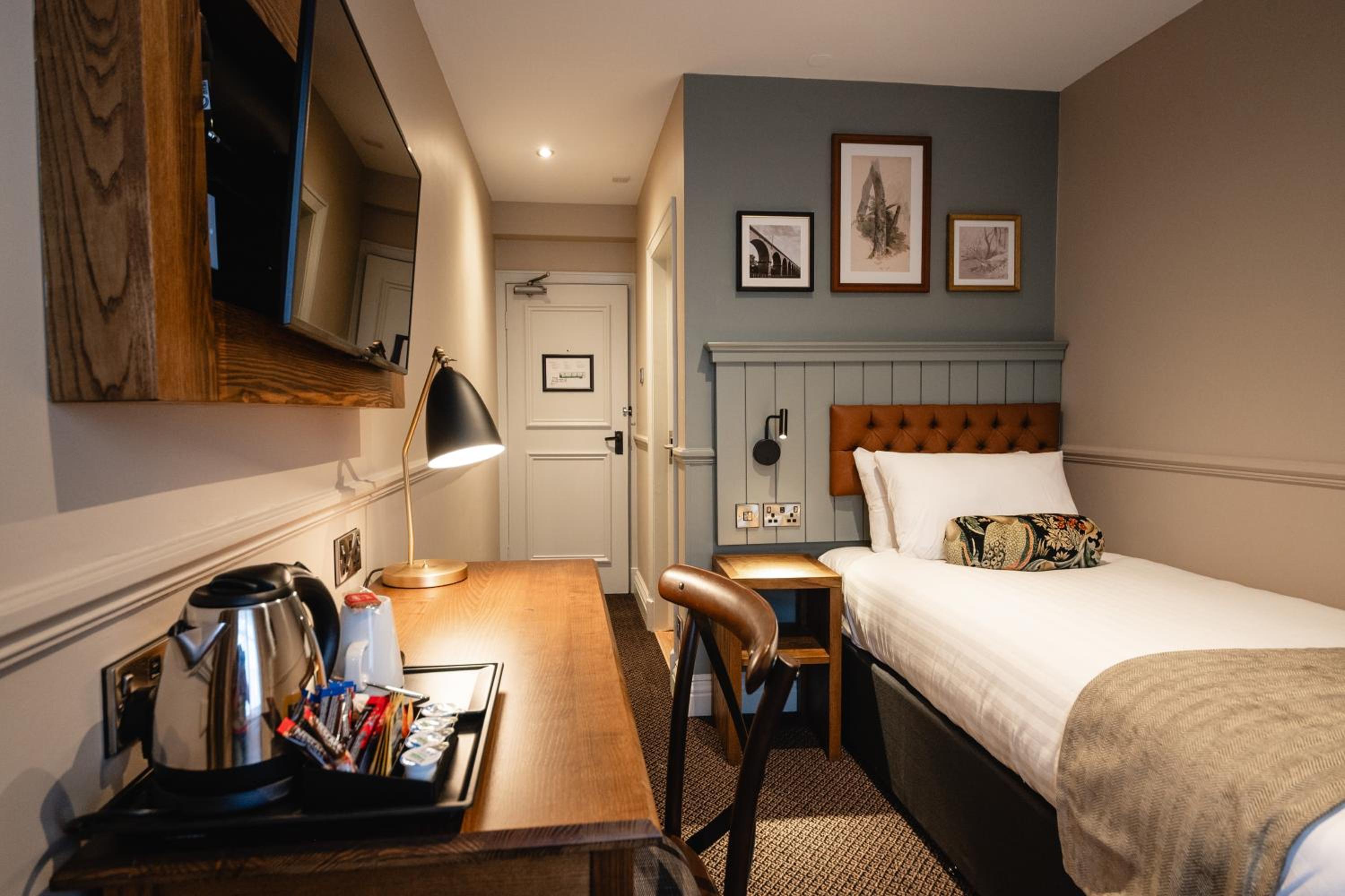 Single Room photo 1