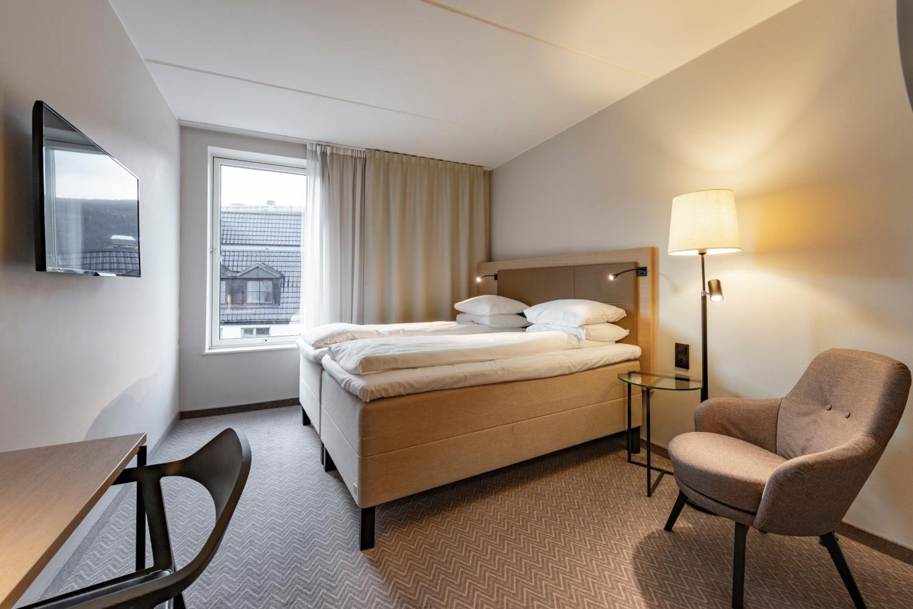Superior Twin Room - Photo 13