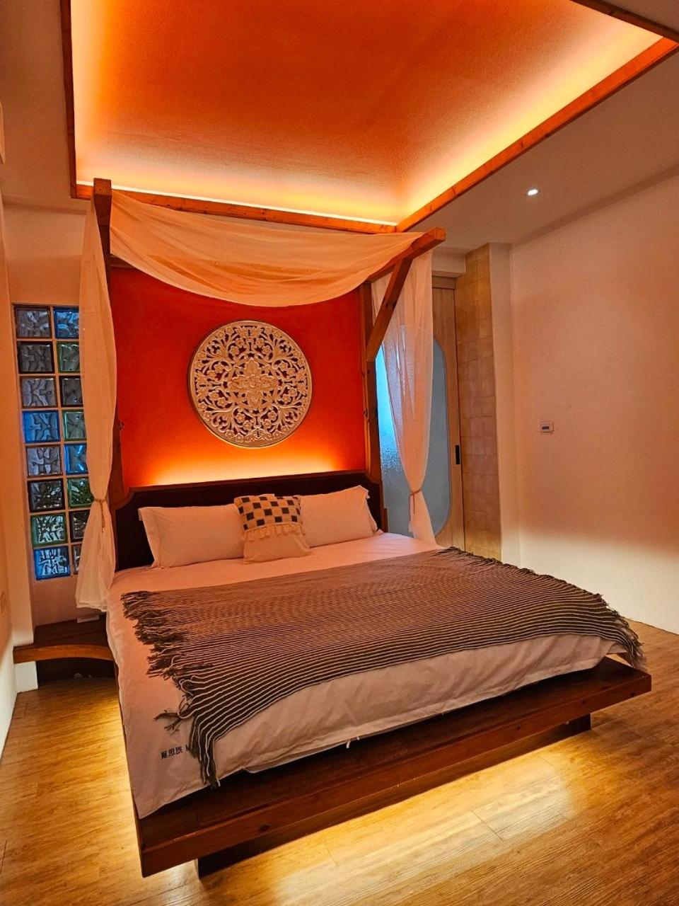 Deluxe Double Room with Shower