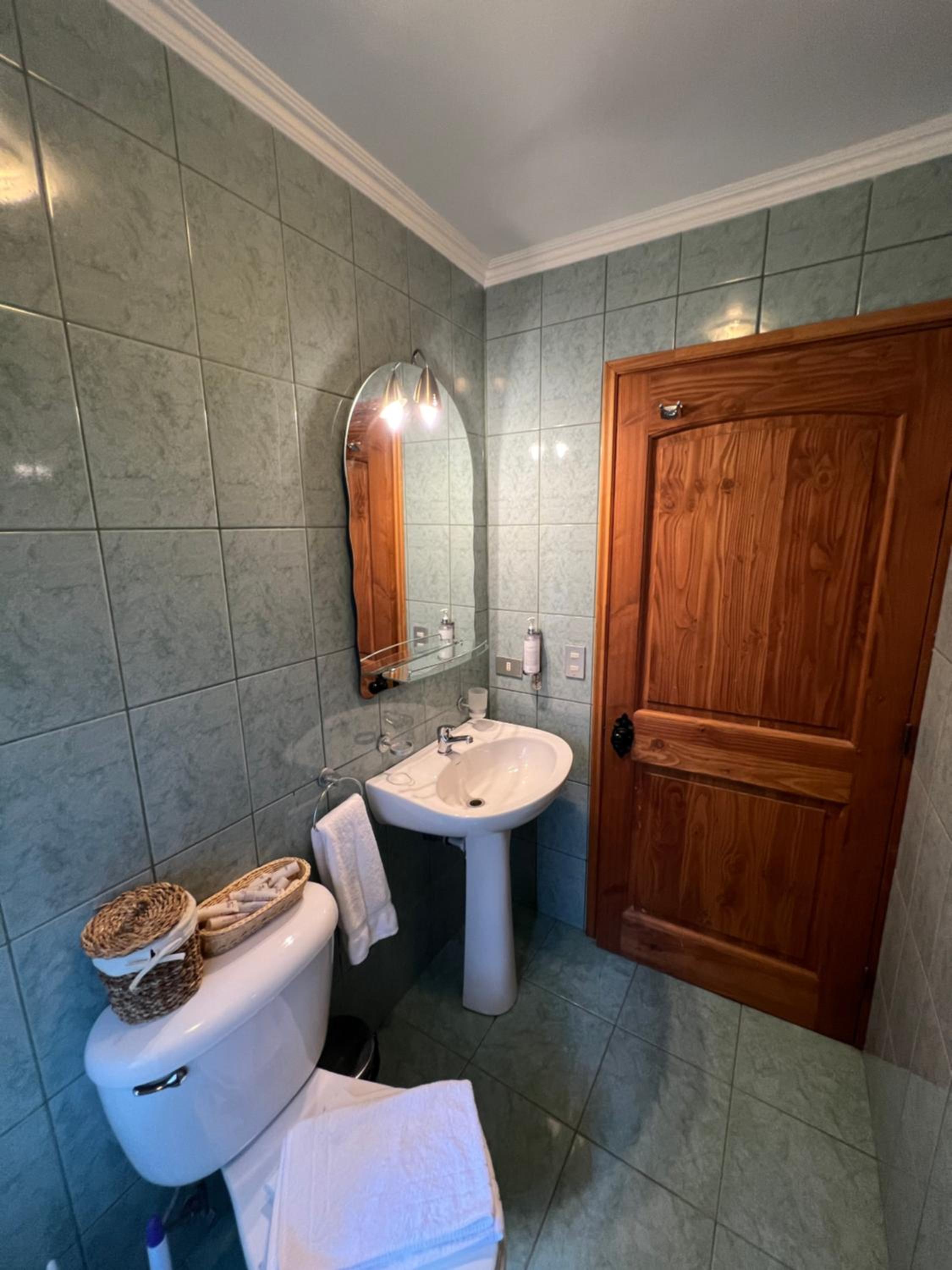 Three-Bedroom Cottage photo 3