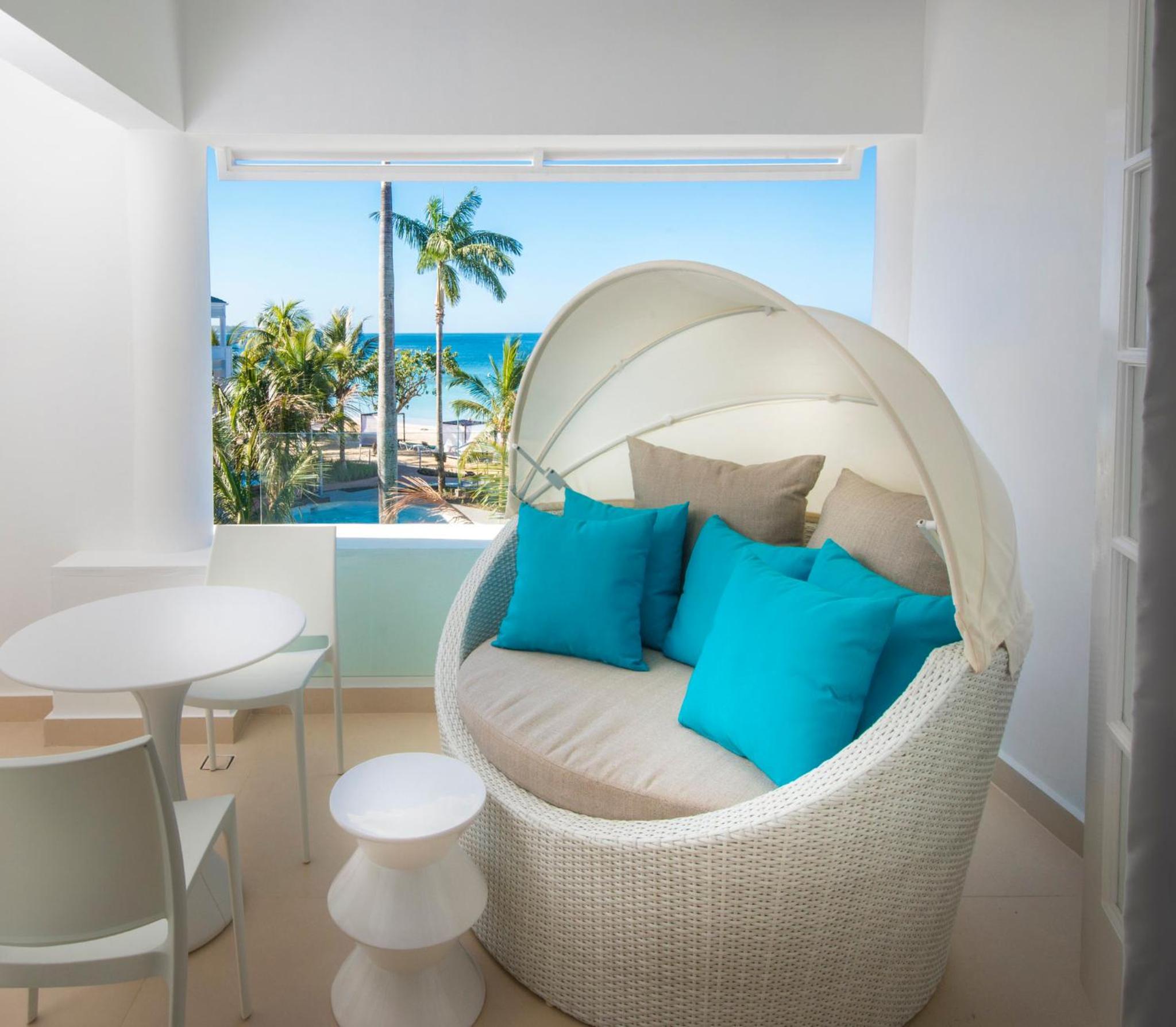Suite Deluxe avec Accès Direct à la Piscine