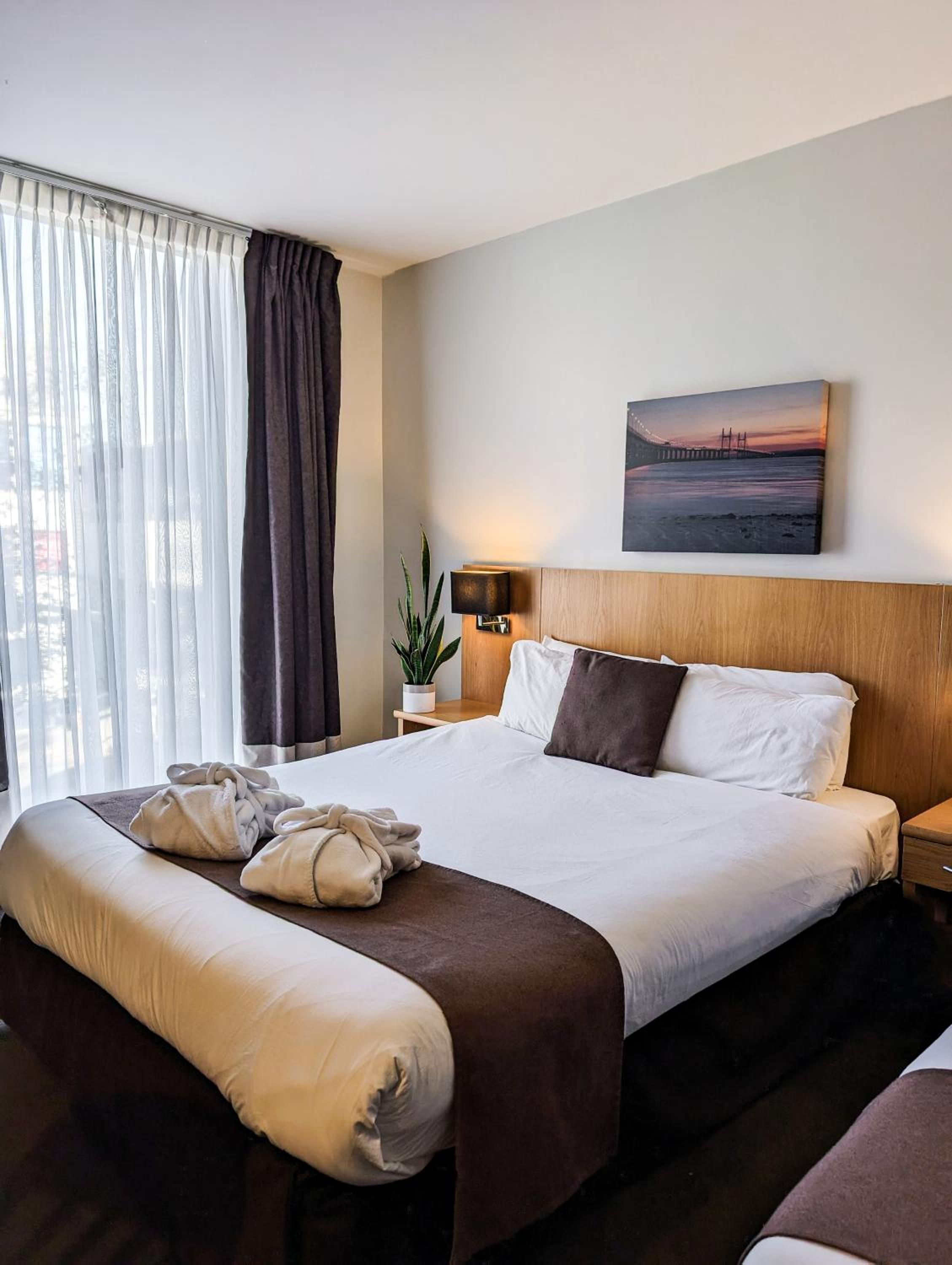 Superior Twin Room - Photo 4