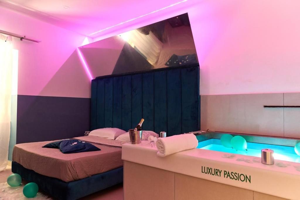 King Room with Spa Bath