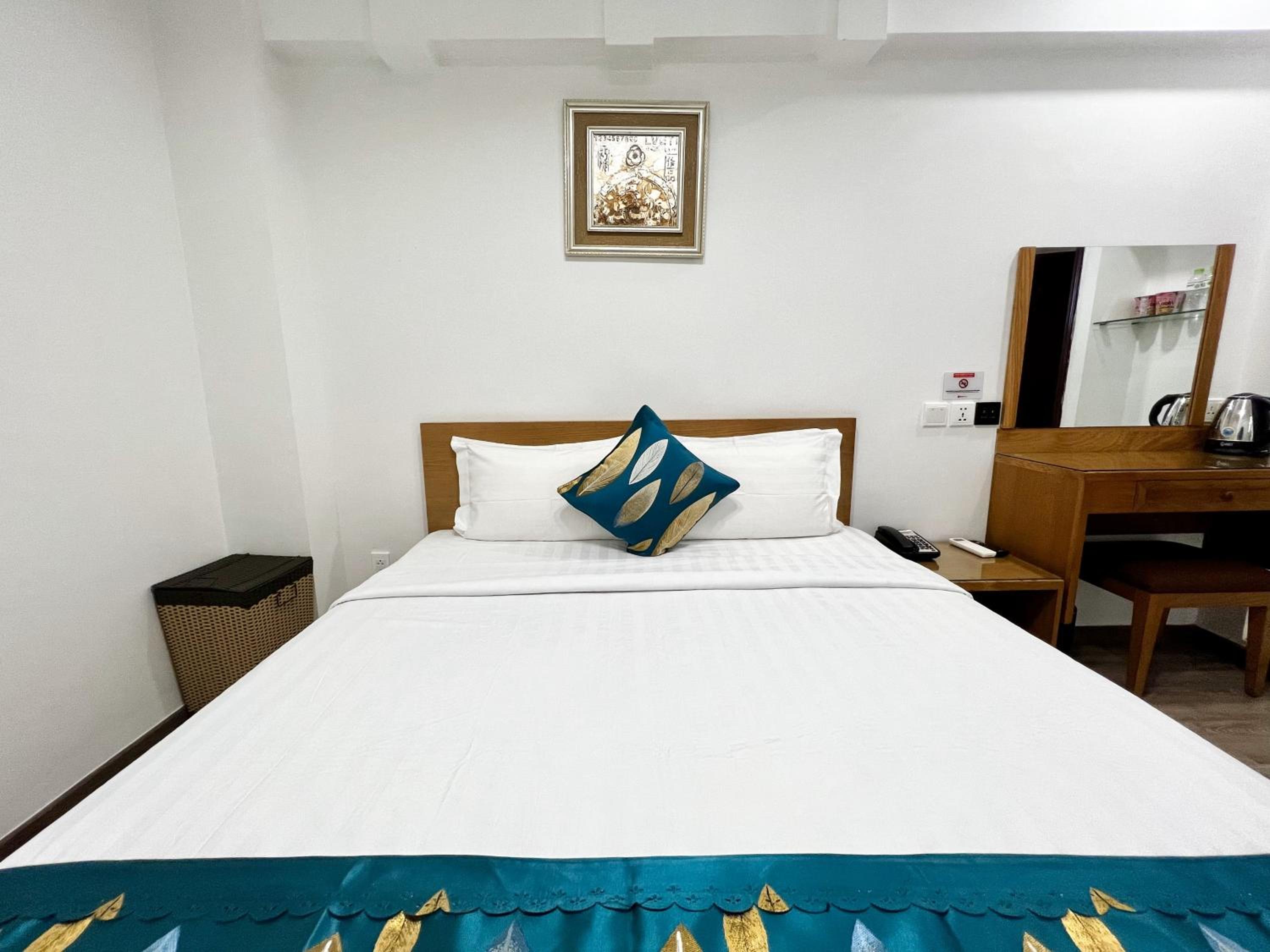 Small Double Room photo 2
