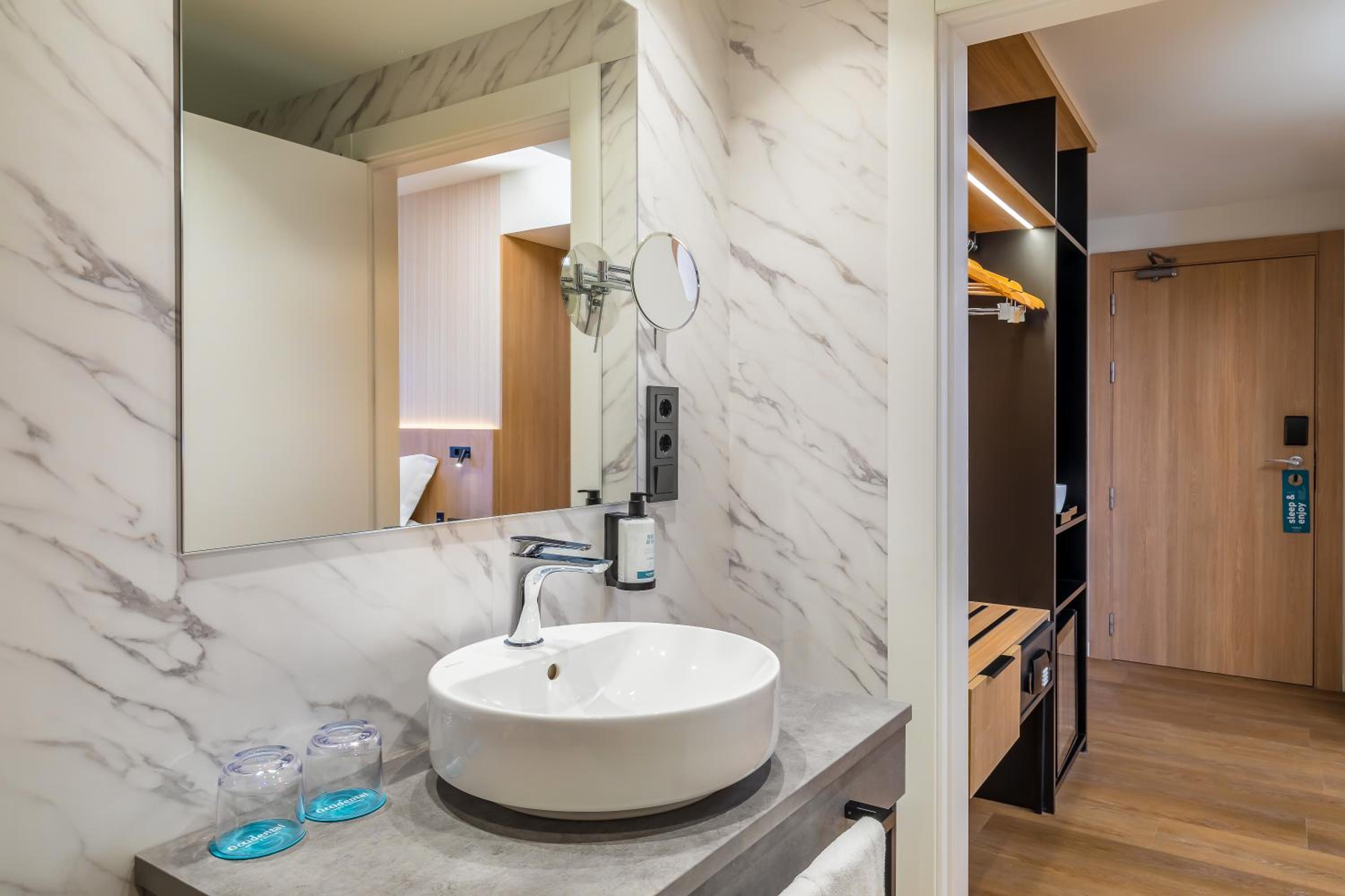 Triple Room - Photo 10