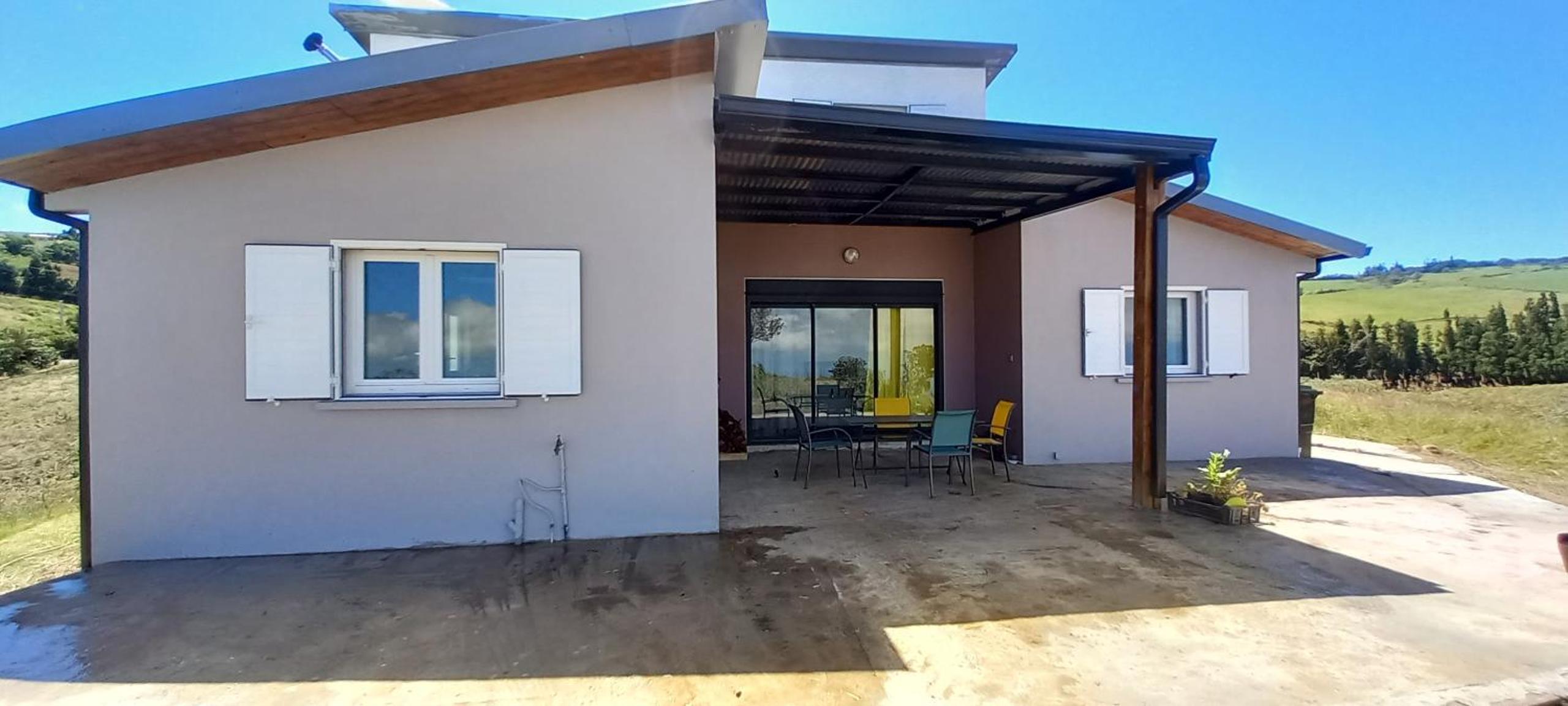 Three-Bedroom Villa photo 2