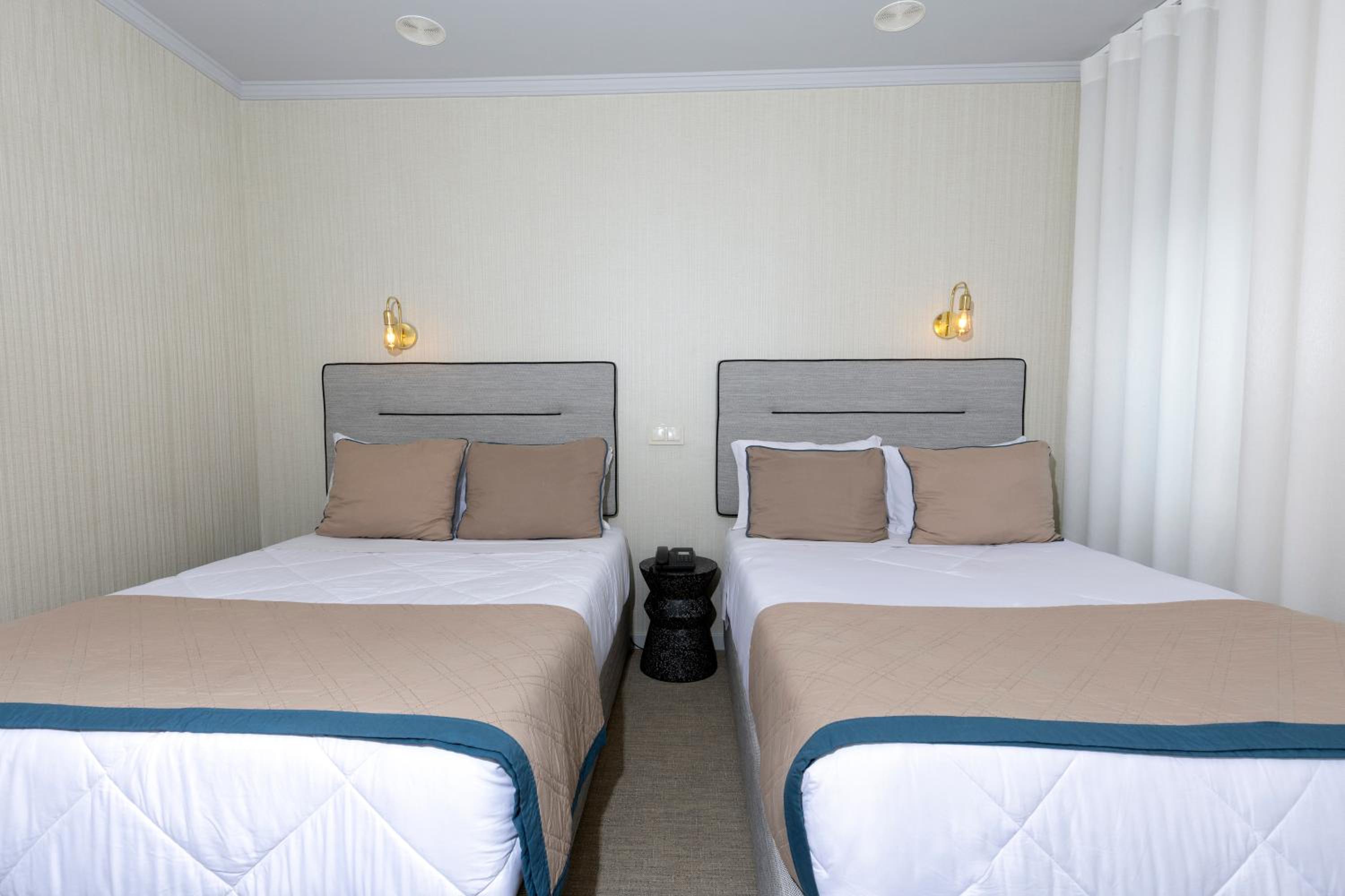Standard Triple Room - Photo 1