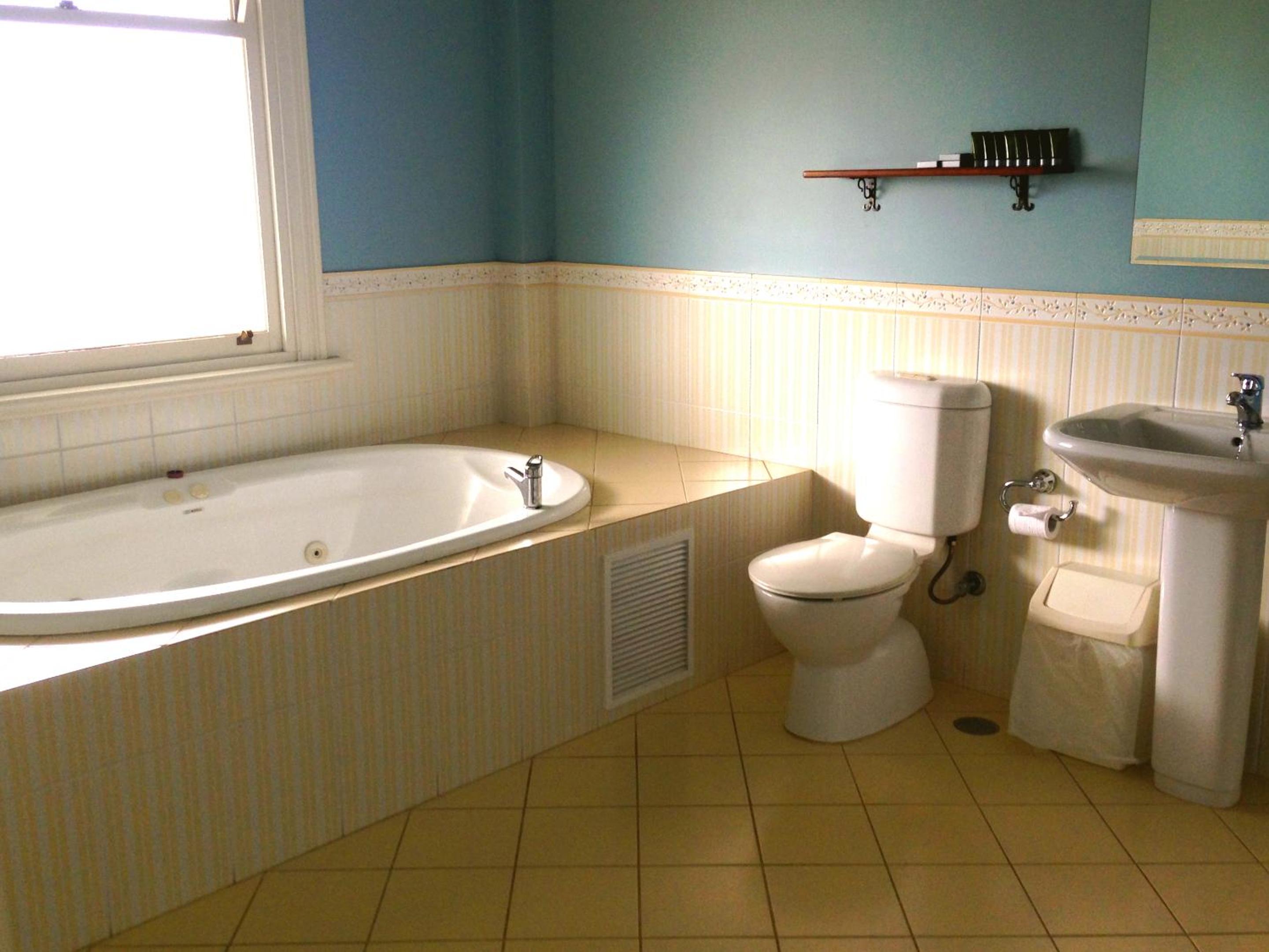 Classic Double Room with Balcony photo 2