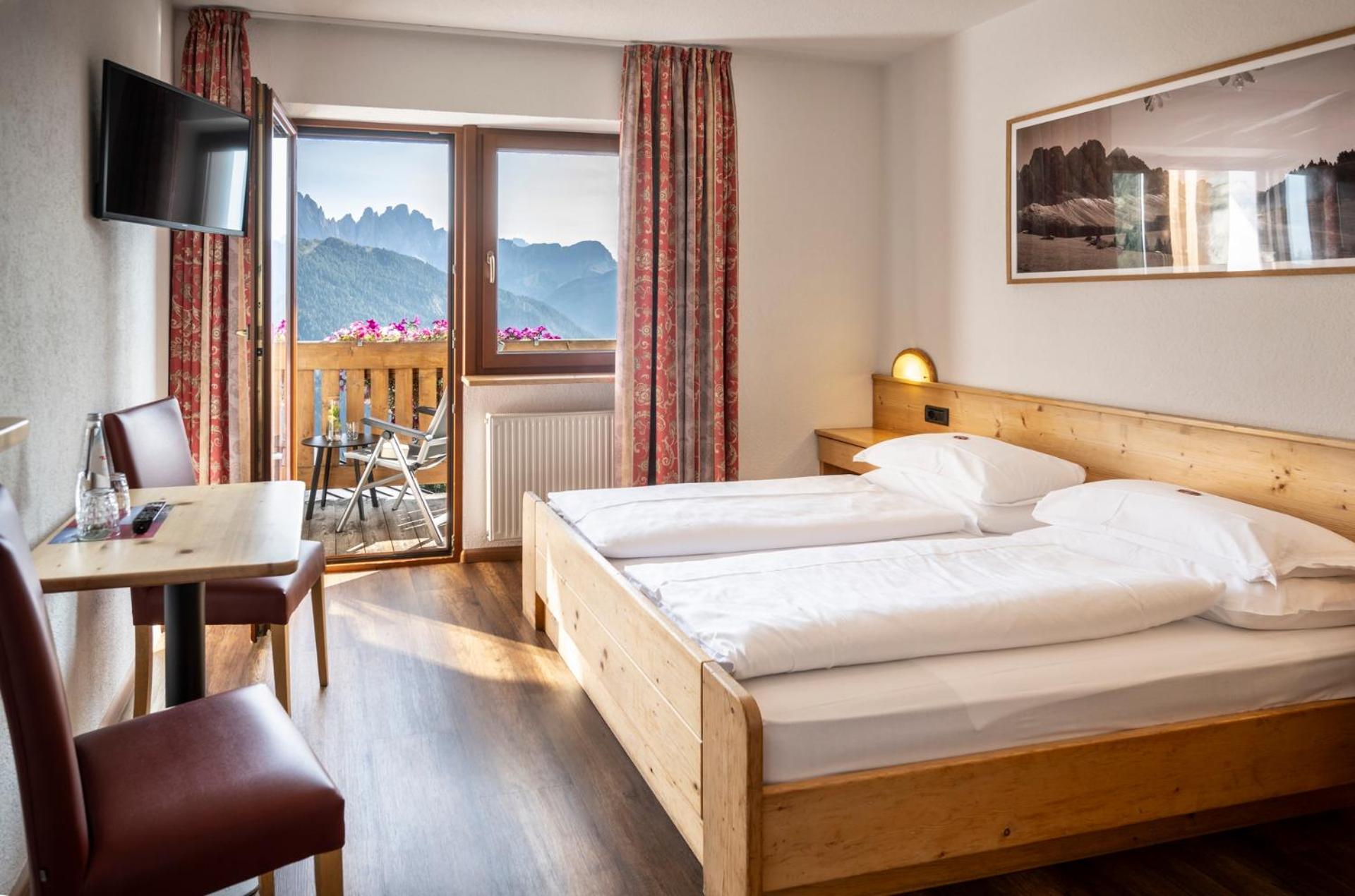 Deluxe Double Room - Photo 1