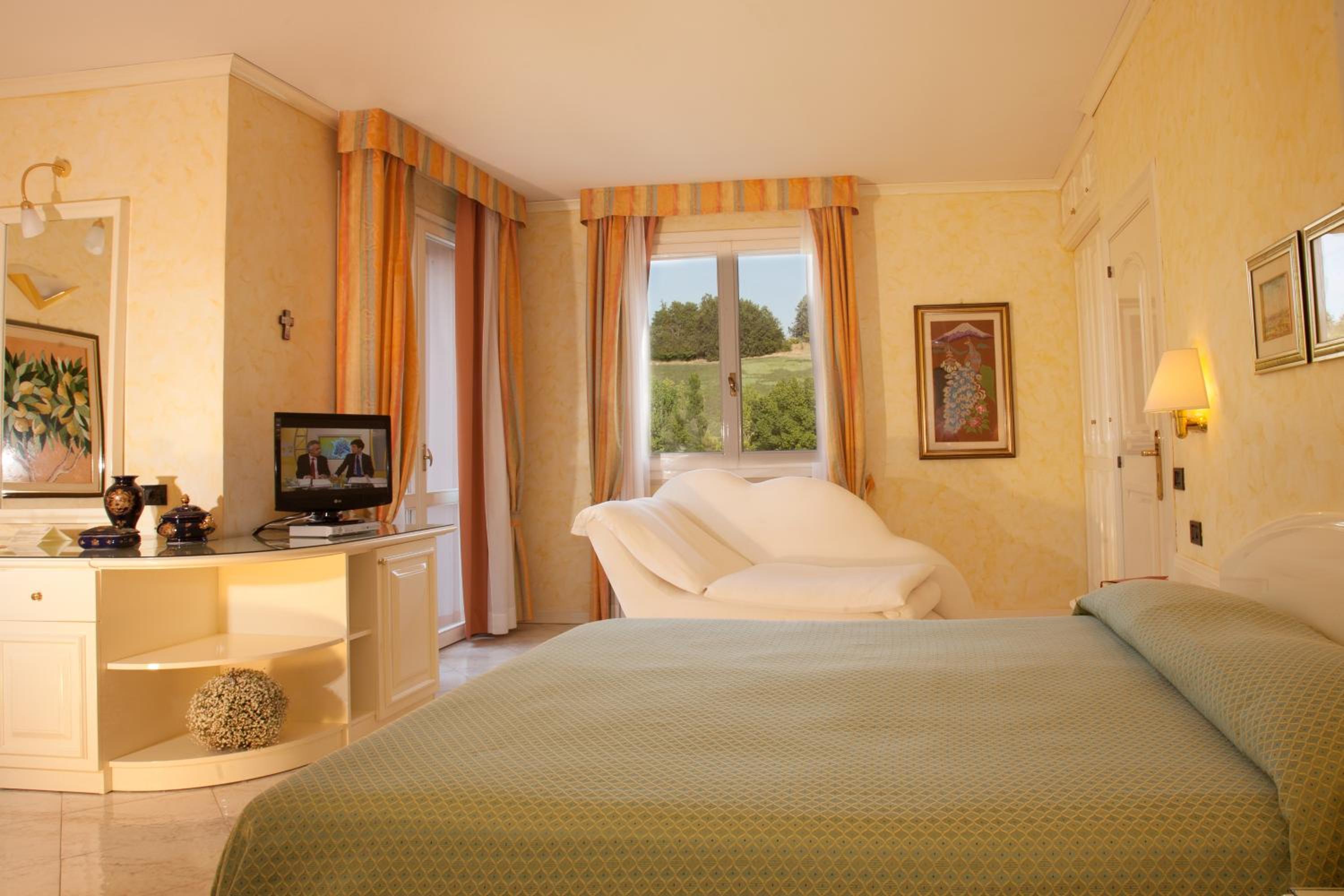 Junior Suite with Balcony