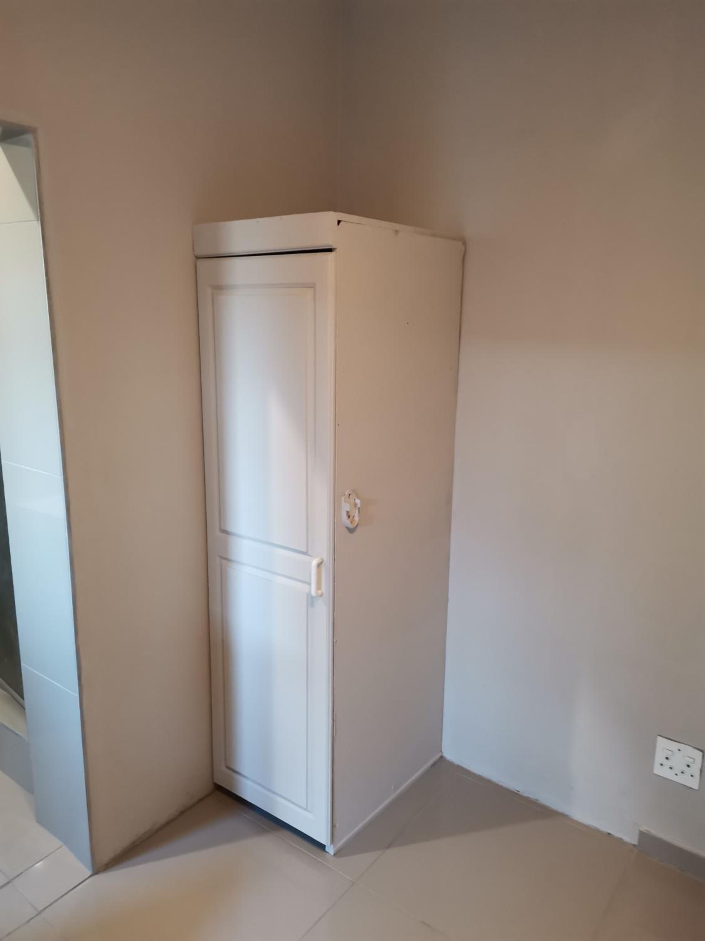 Studio Apartment photo 3