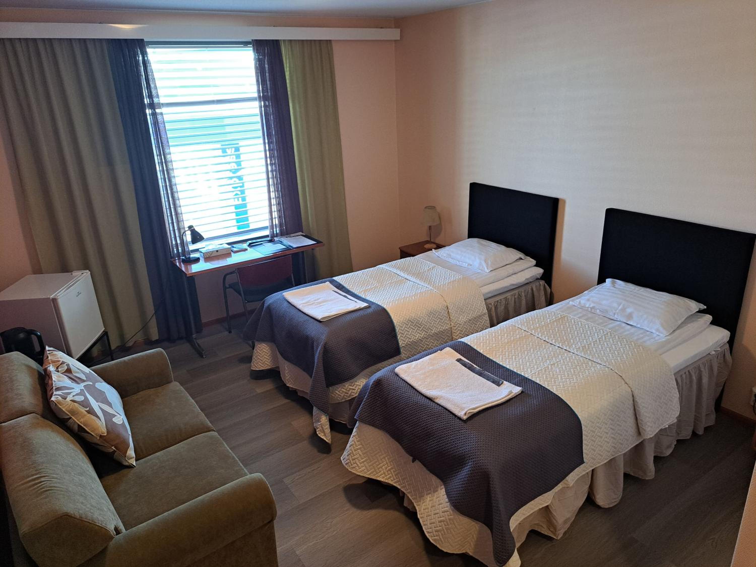 Deluxe Double Room with Shower