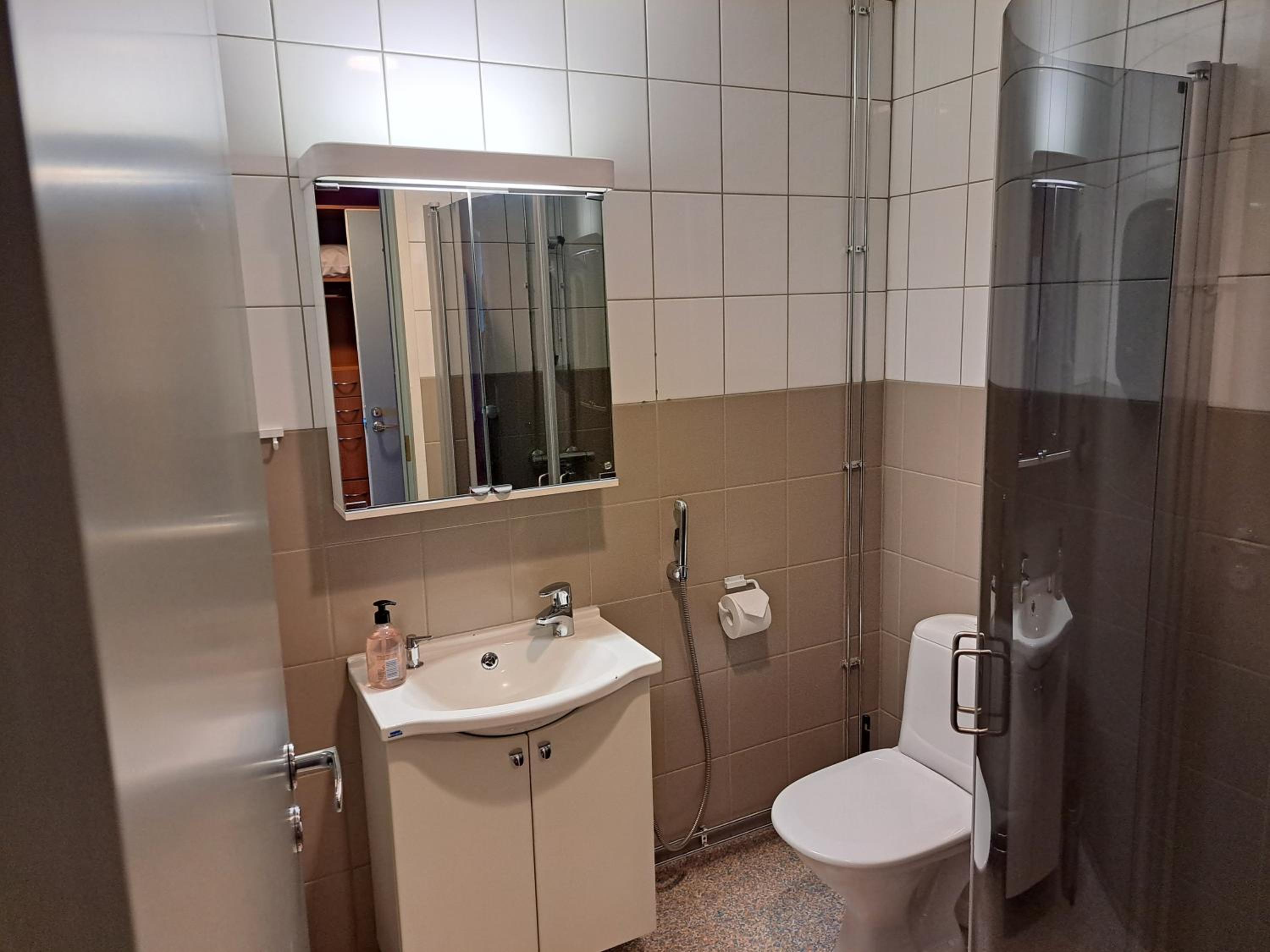 Deluxe Double Room with Extra Bed - Photo 7
